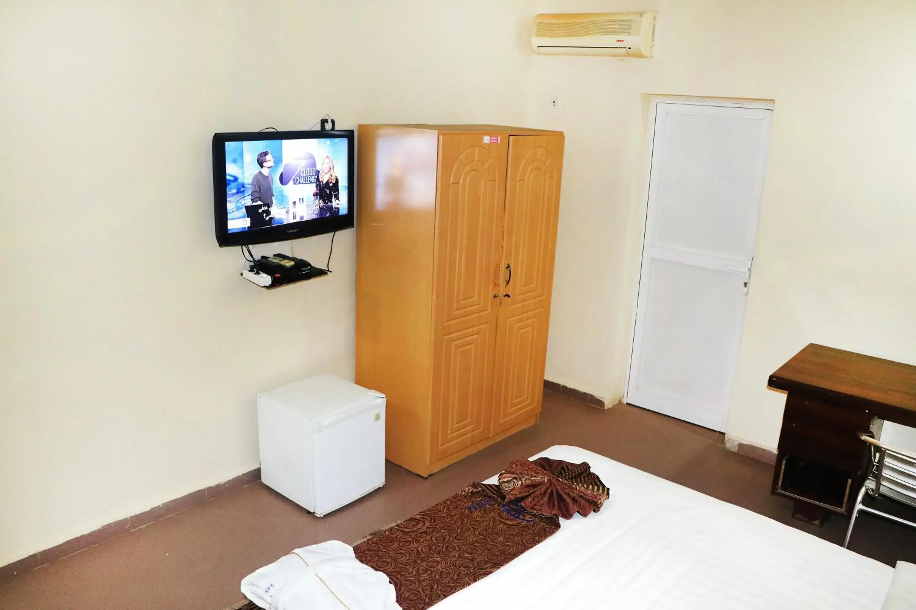 Deluxe Room - single occupancy in Hôtel Hayatt Deluxe Room - single occupancy in Hôtel Hayatt