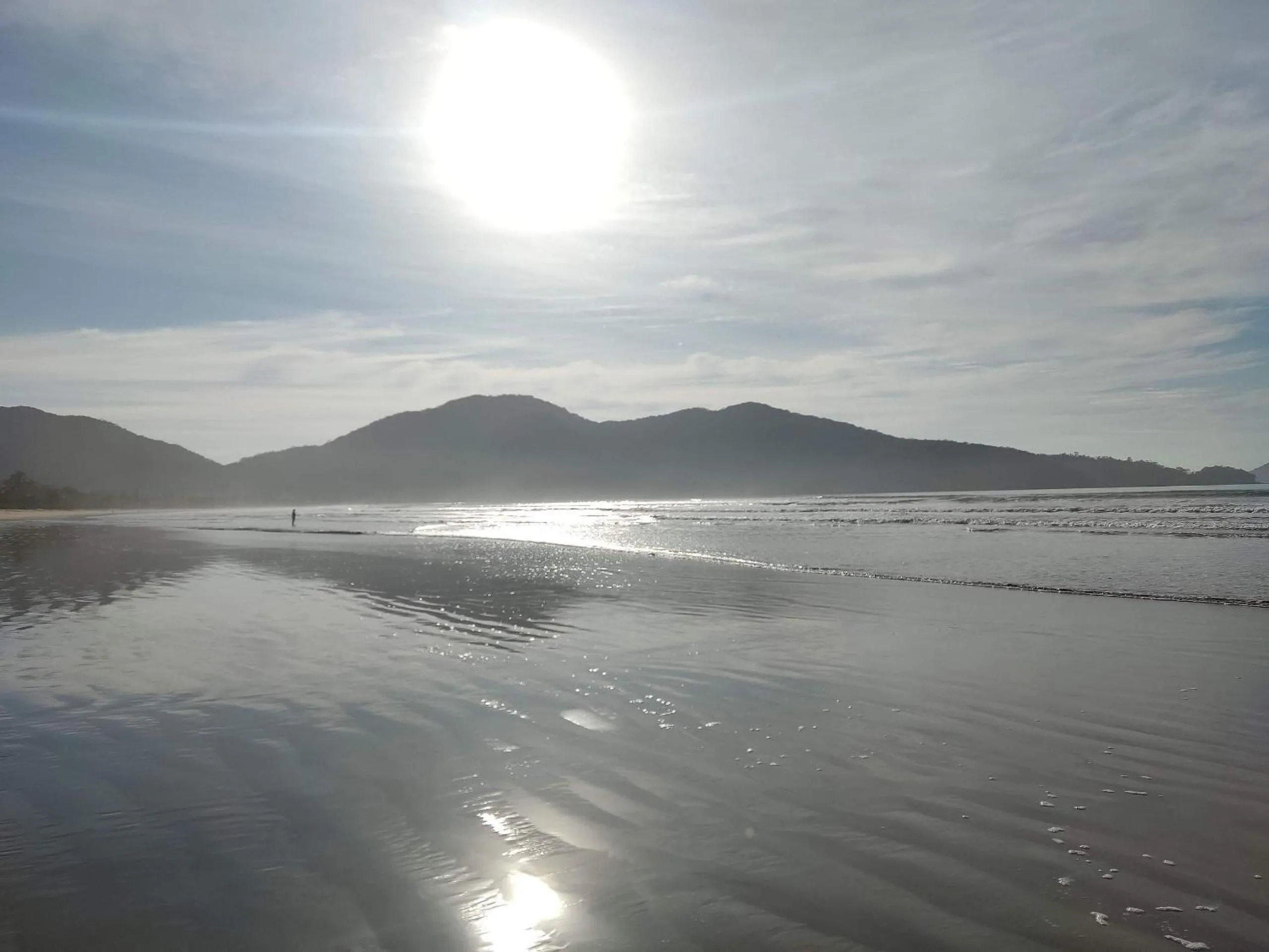 Beach in Casa com jardim e churrasqueira perto da praia