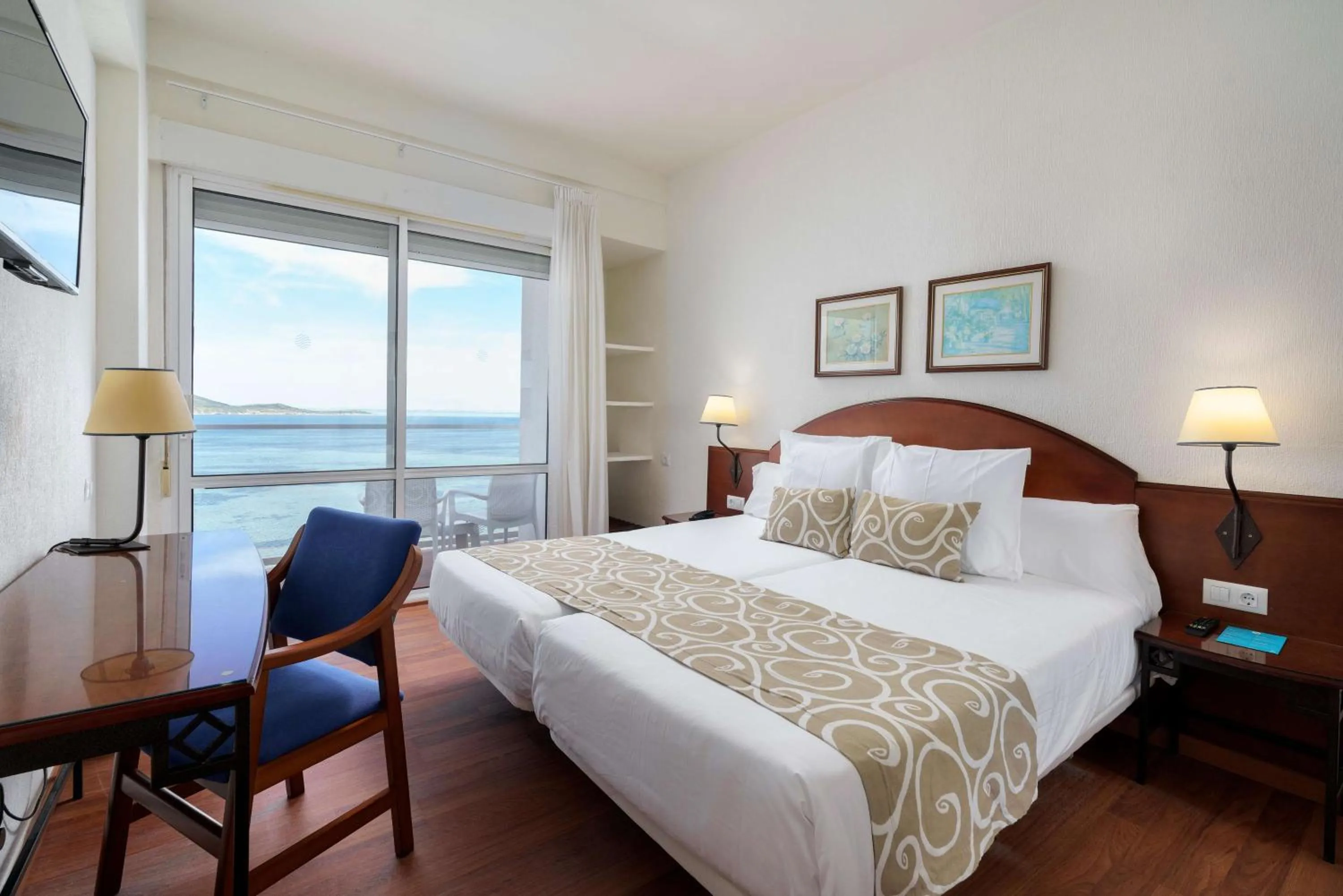 Bedroom, Bed in AluaSun Doblemar