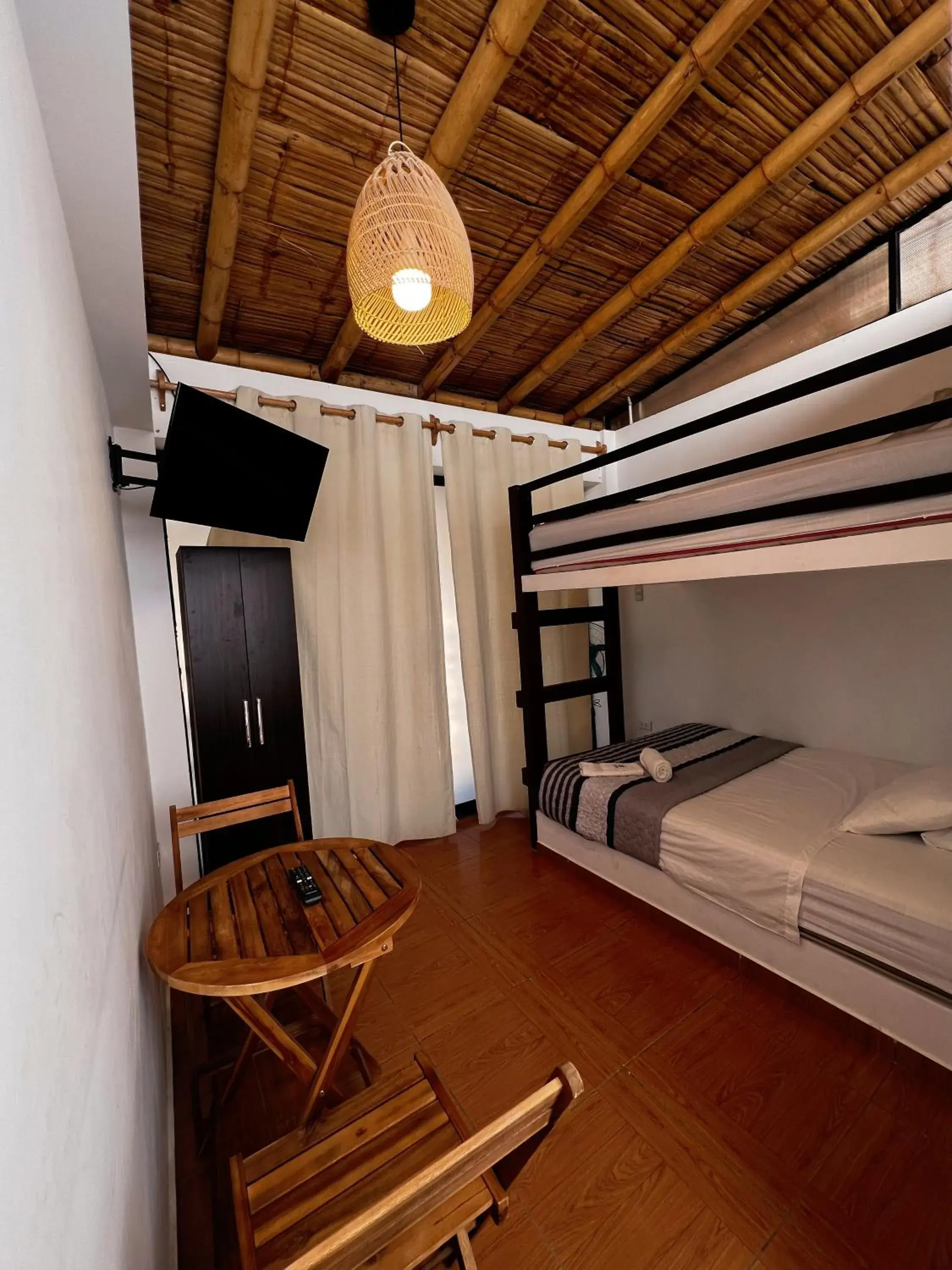 Cabin on Boat - single occupancy in Gamora Hotel Playa Cabin on Boat - single occupancy in Gamora Hotel Playa