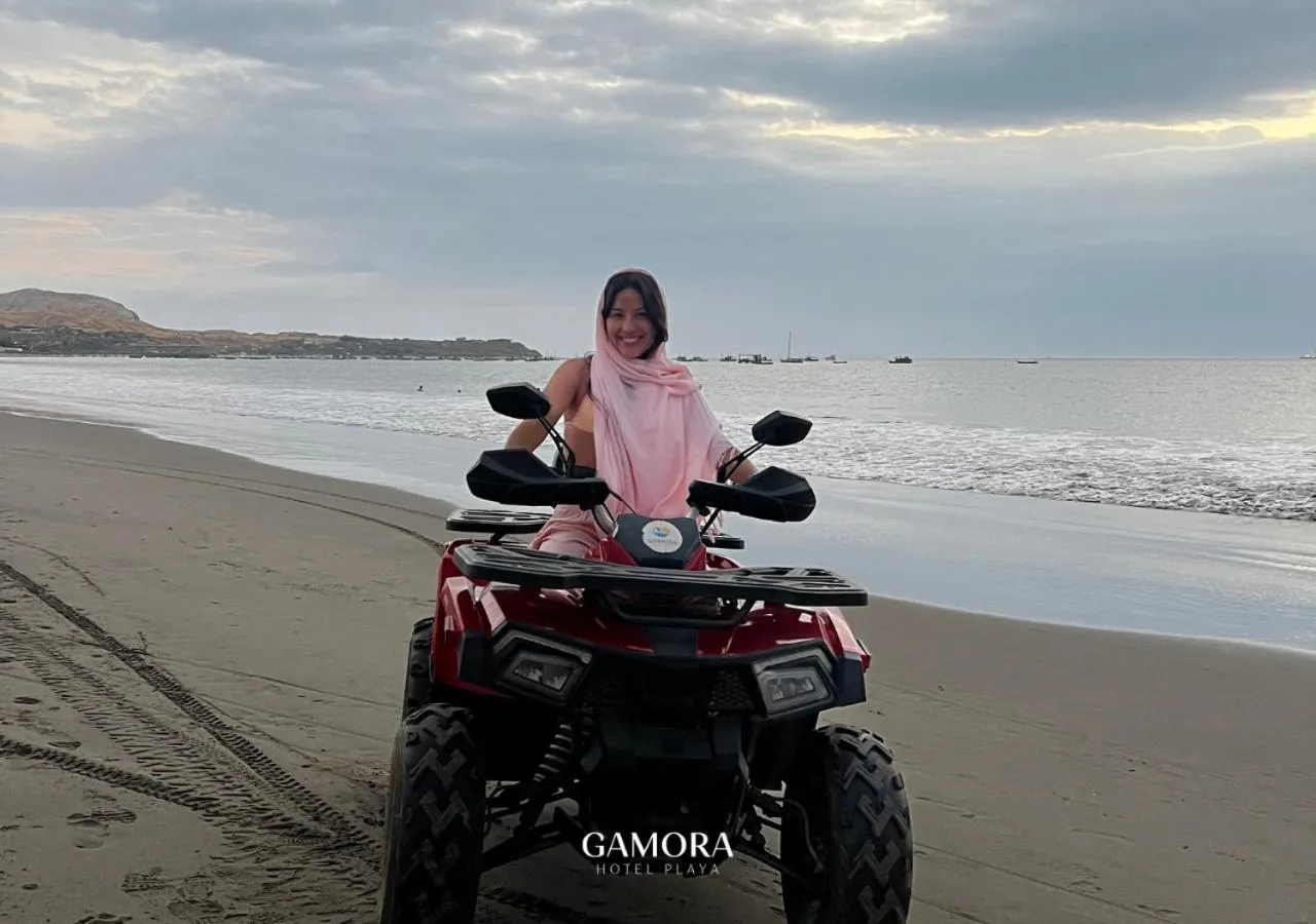 Guests in Gamora Hotel Playa