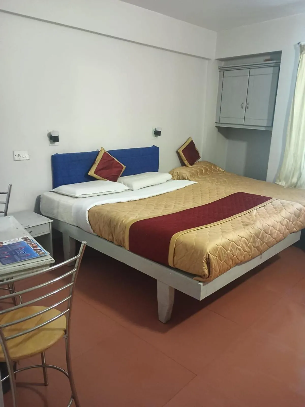 Bed in Edassery Cokkers tower