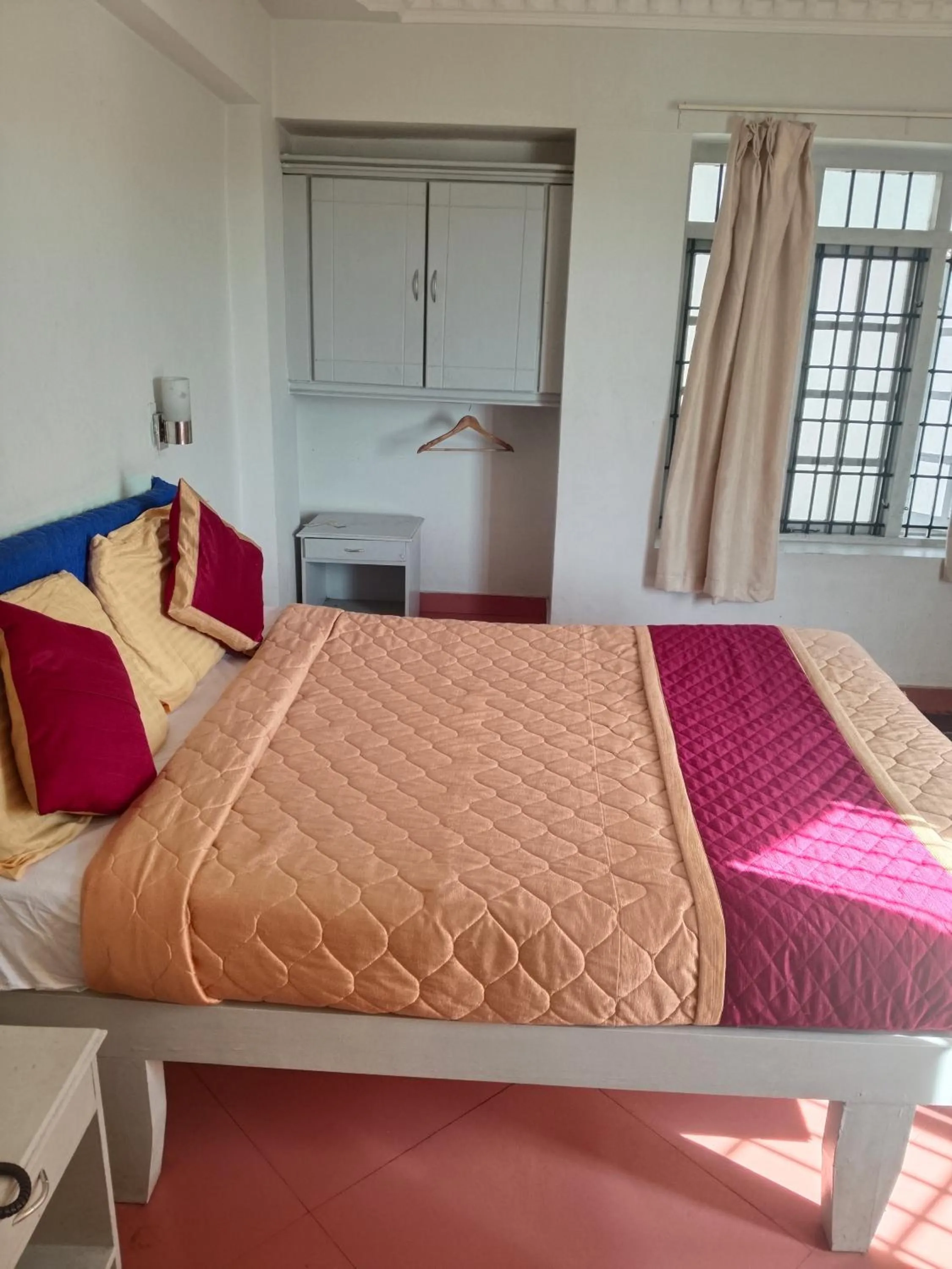 Bed in Edassery Cokkers tower