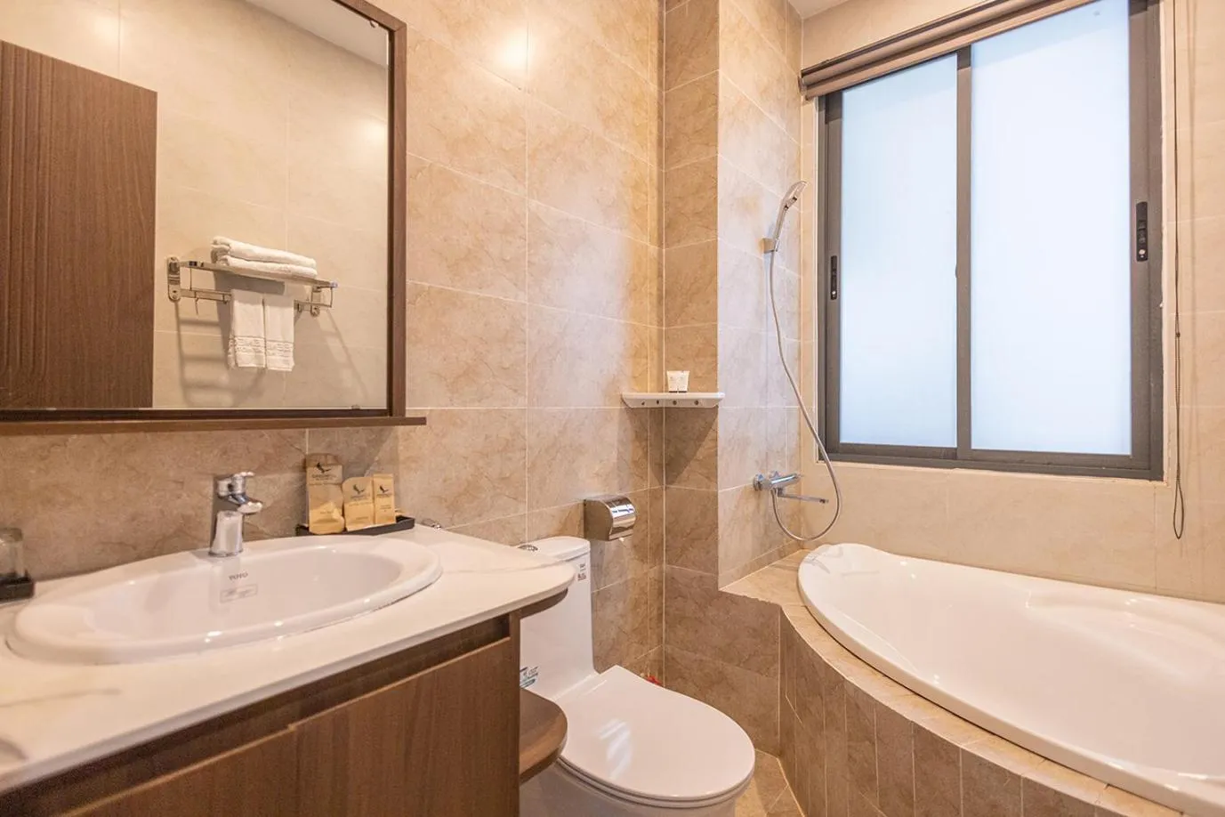 Toilet in GREENECO DA LAT HOTEL - Khách sạn Green Eco Đà Lạt