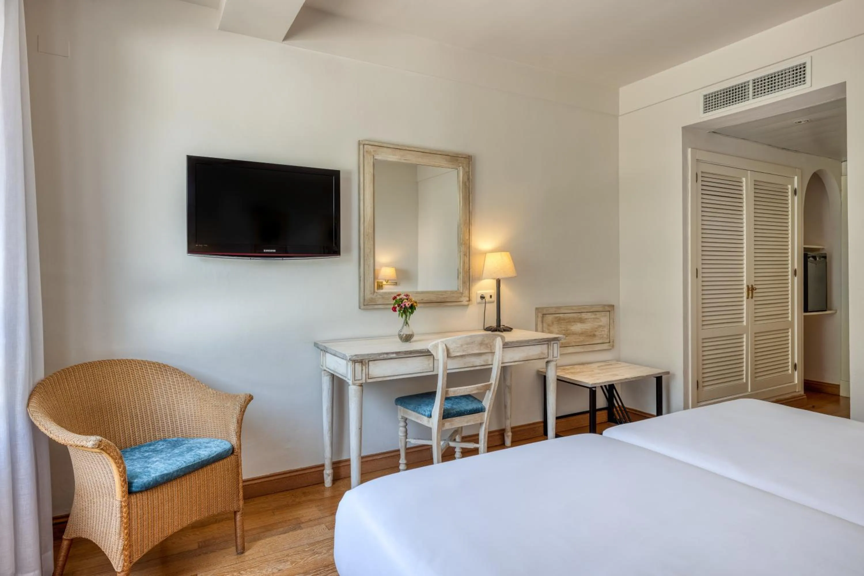 Bedroom, Bed in AZZ Guadacorte Campo de Gibraltar