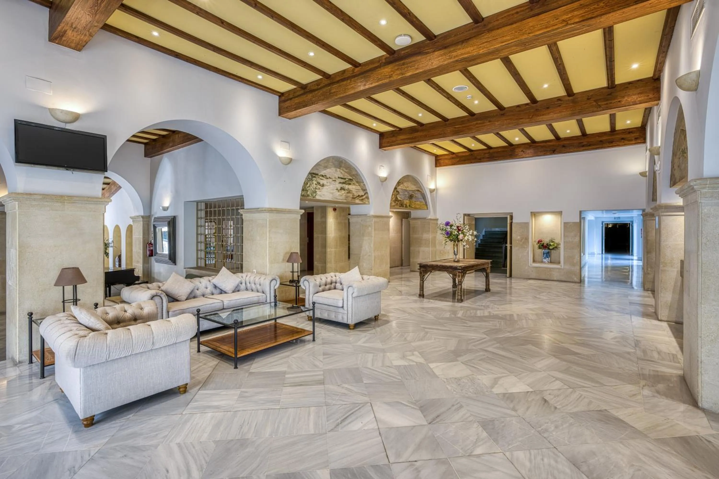 Lobby or reception in AZZ Guadacorte Campo de Gibraltar