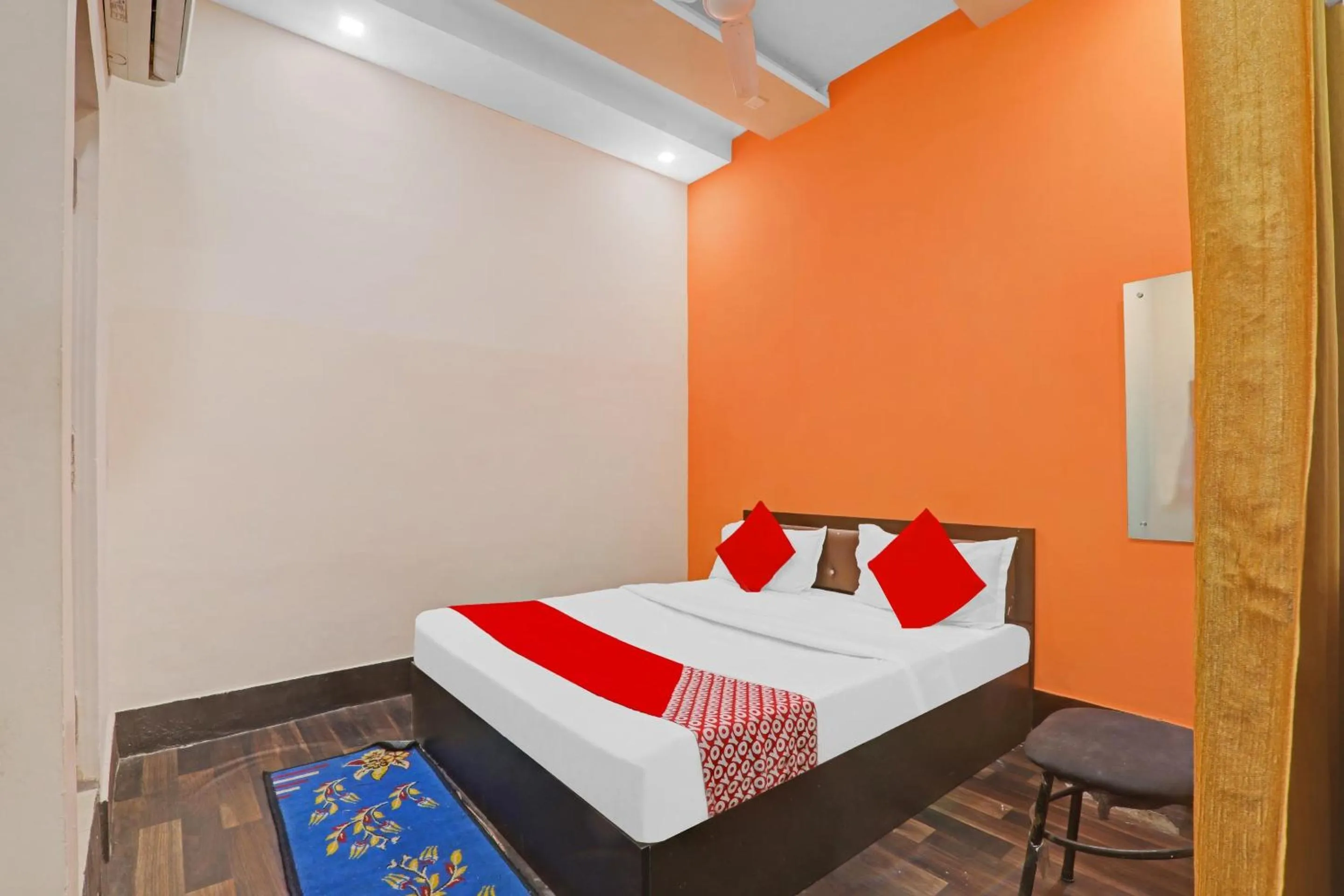 Bedroom, Bed in Super Hotel O New Pacifica Grand