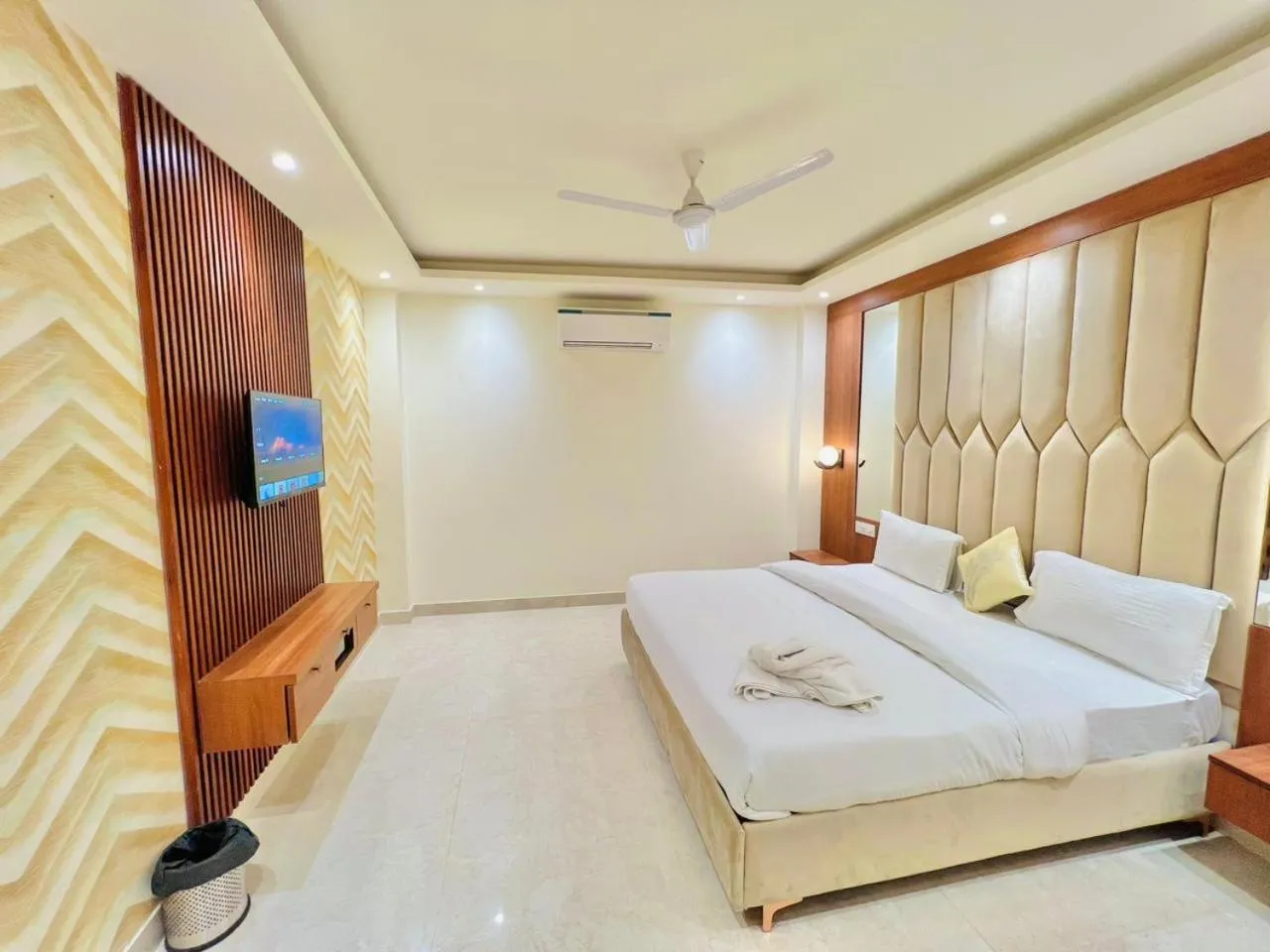 Bedroom, Bed in Hotel RIVERB