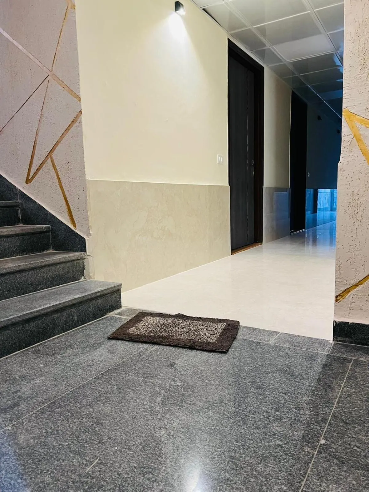 Inner courtyard view in Hotel RIVERB