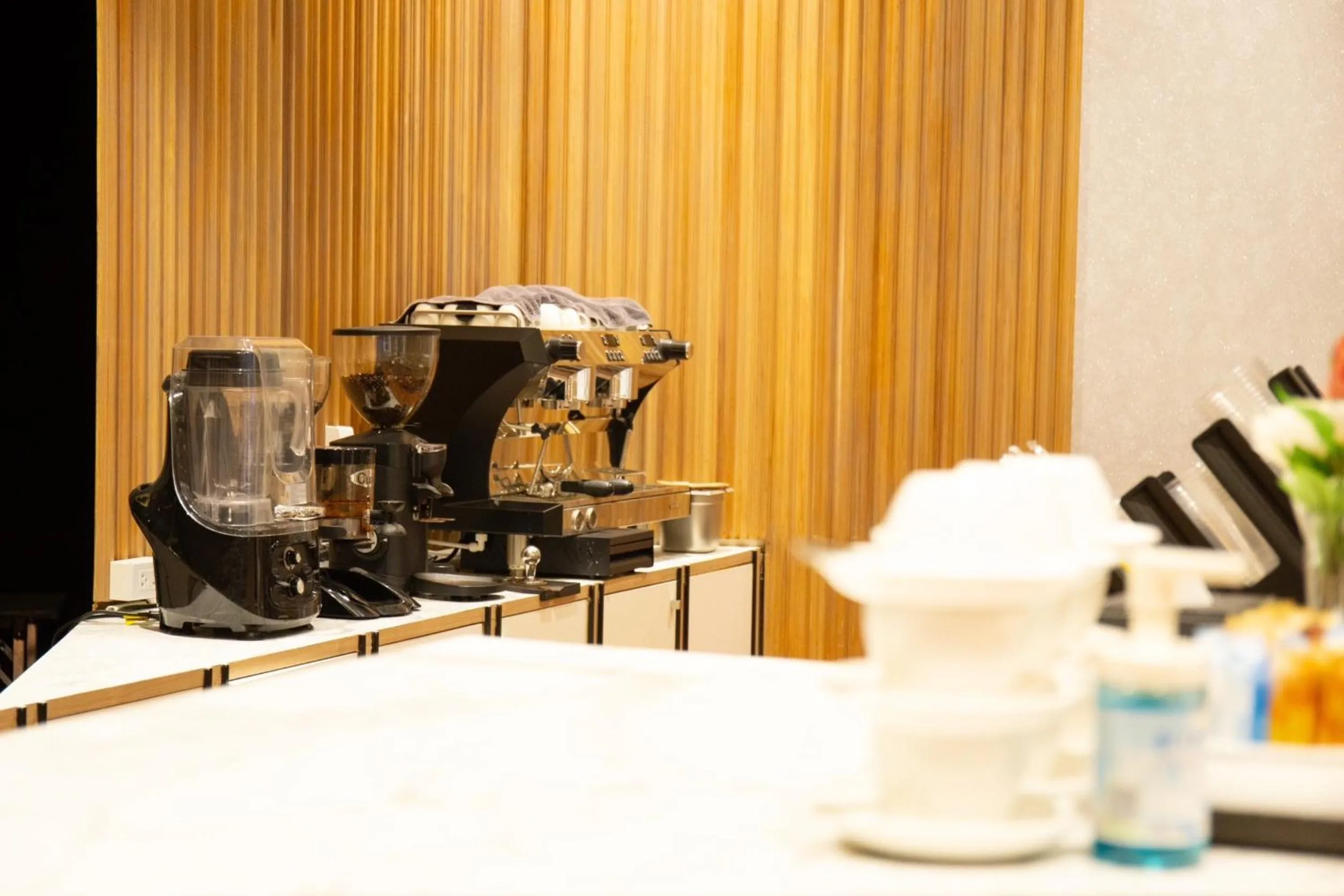 Coffee/tea facilities in Le Srivaree Suvarnabhumi Airport Hotel