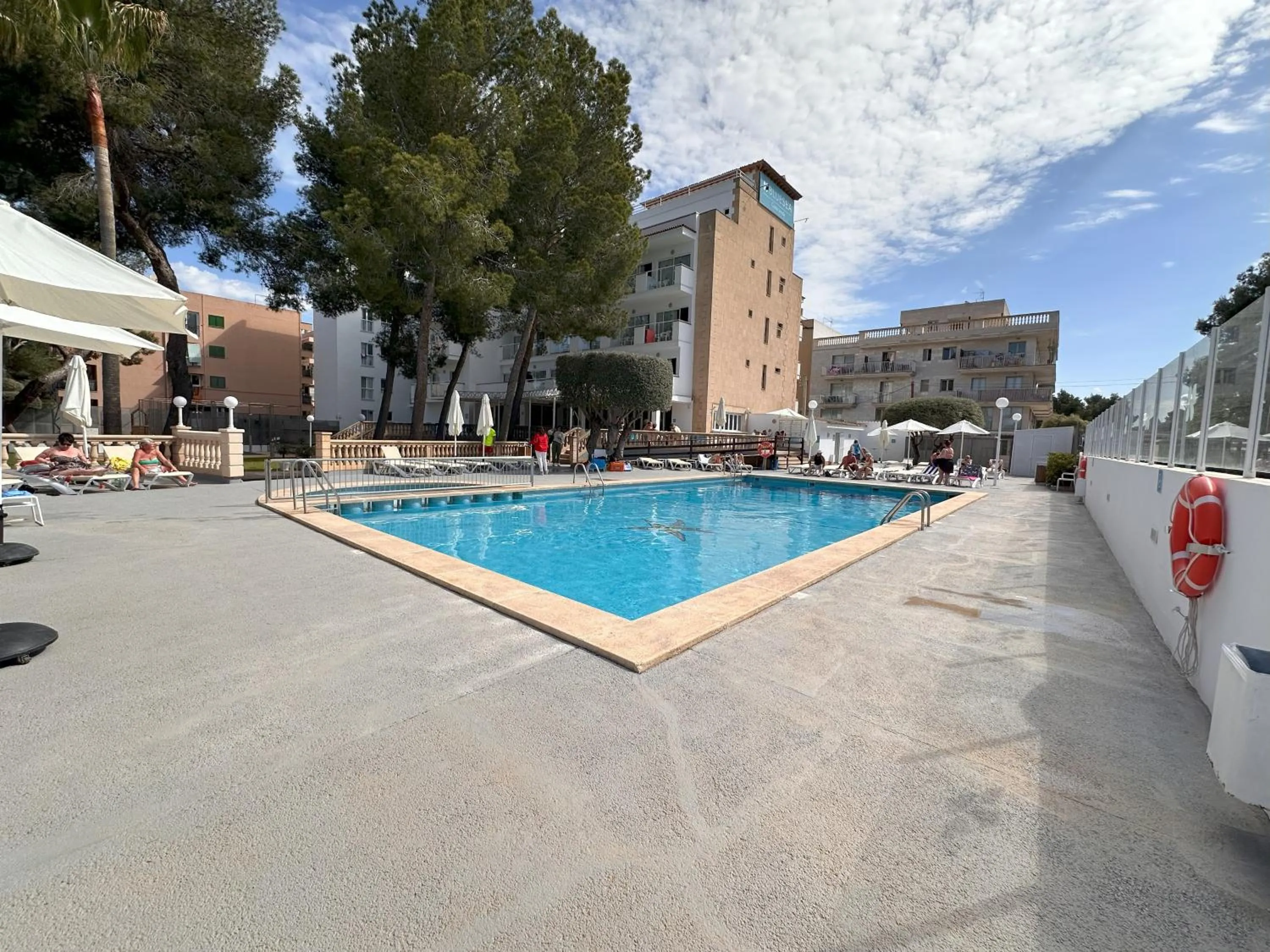 Swimming pool in BLUESEA Costa Verde