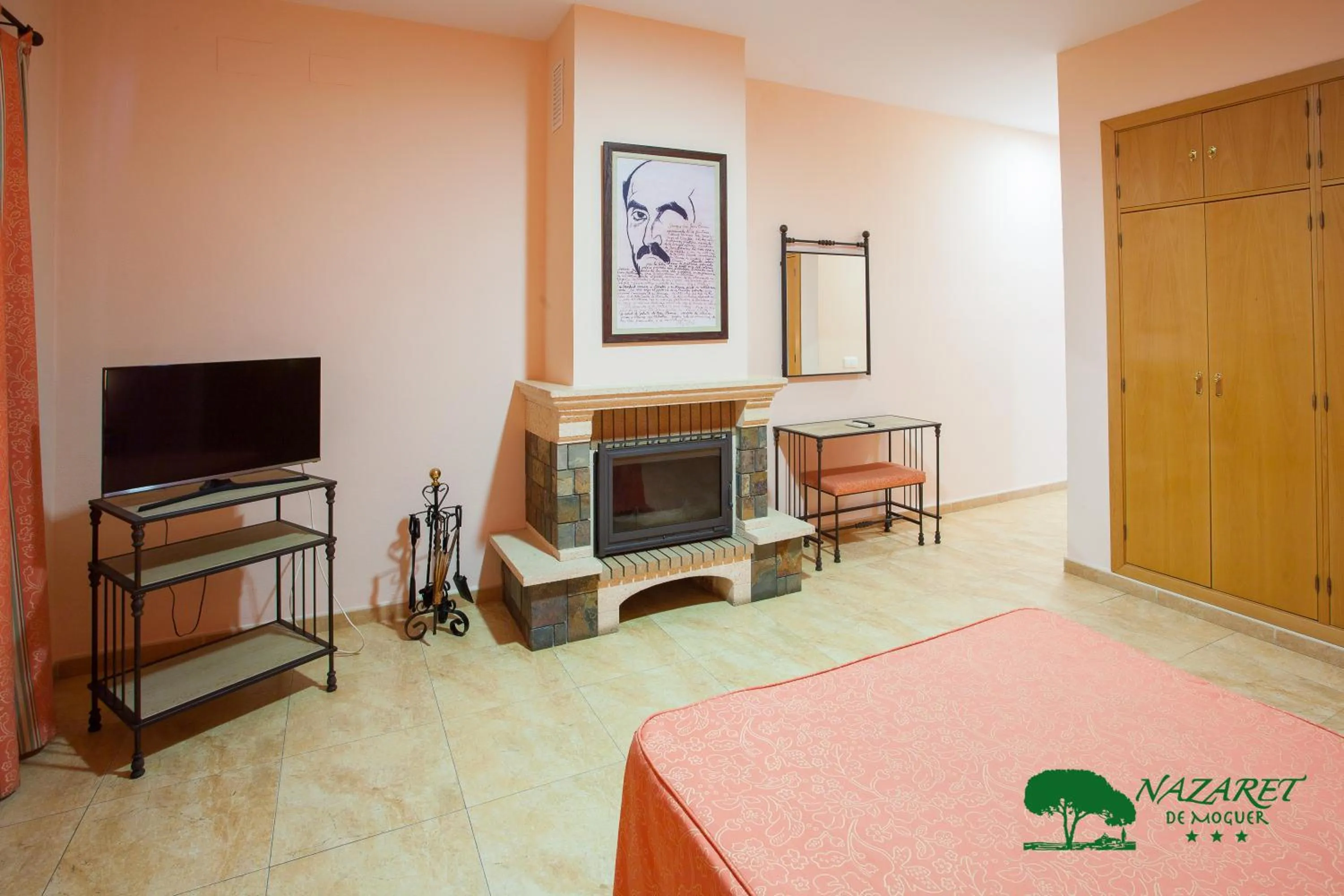 Photo of the whole room, Bed in Complejo Turístico Rural Nazaret De Moguer