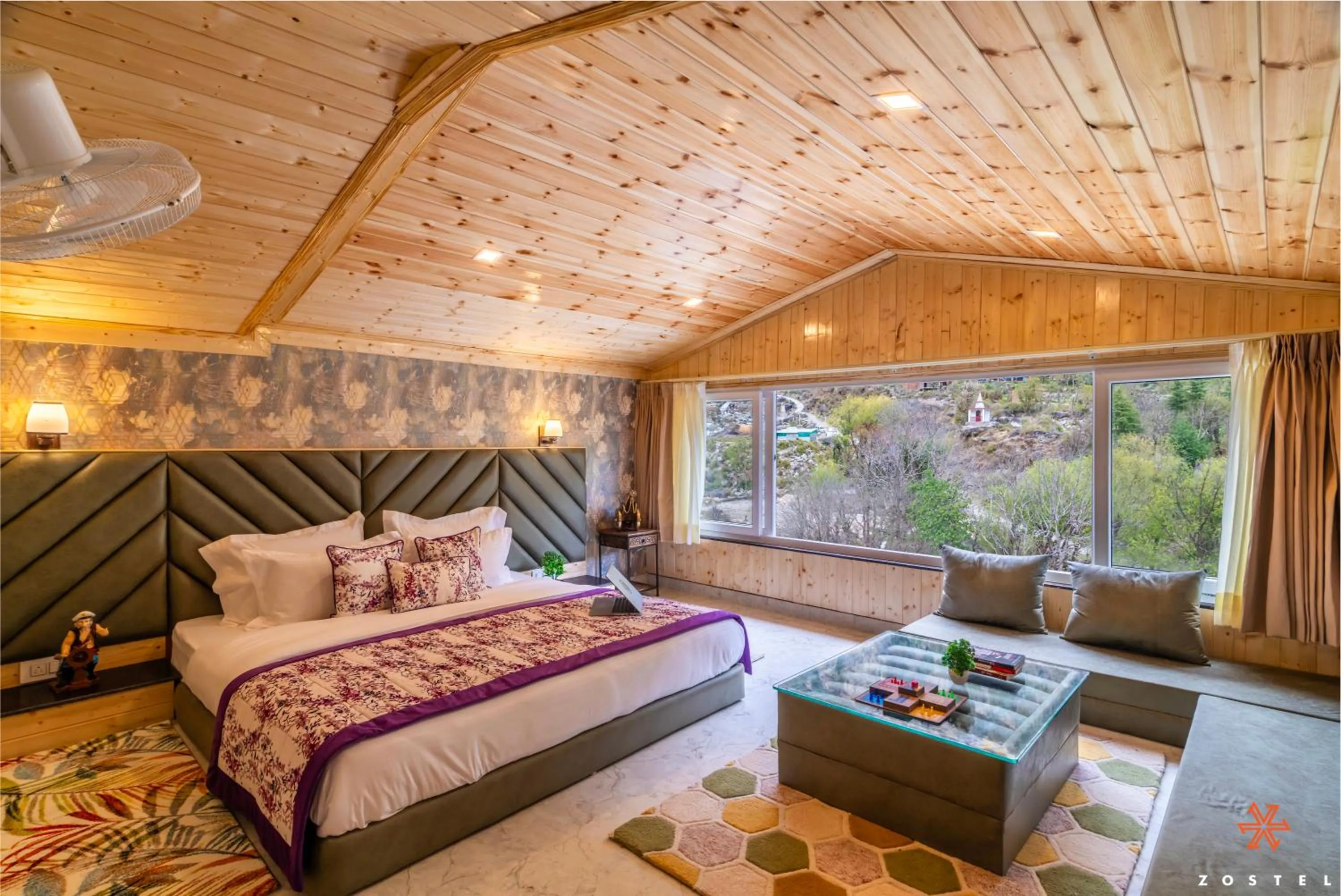 Bed in Zostel Plus Kareri