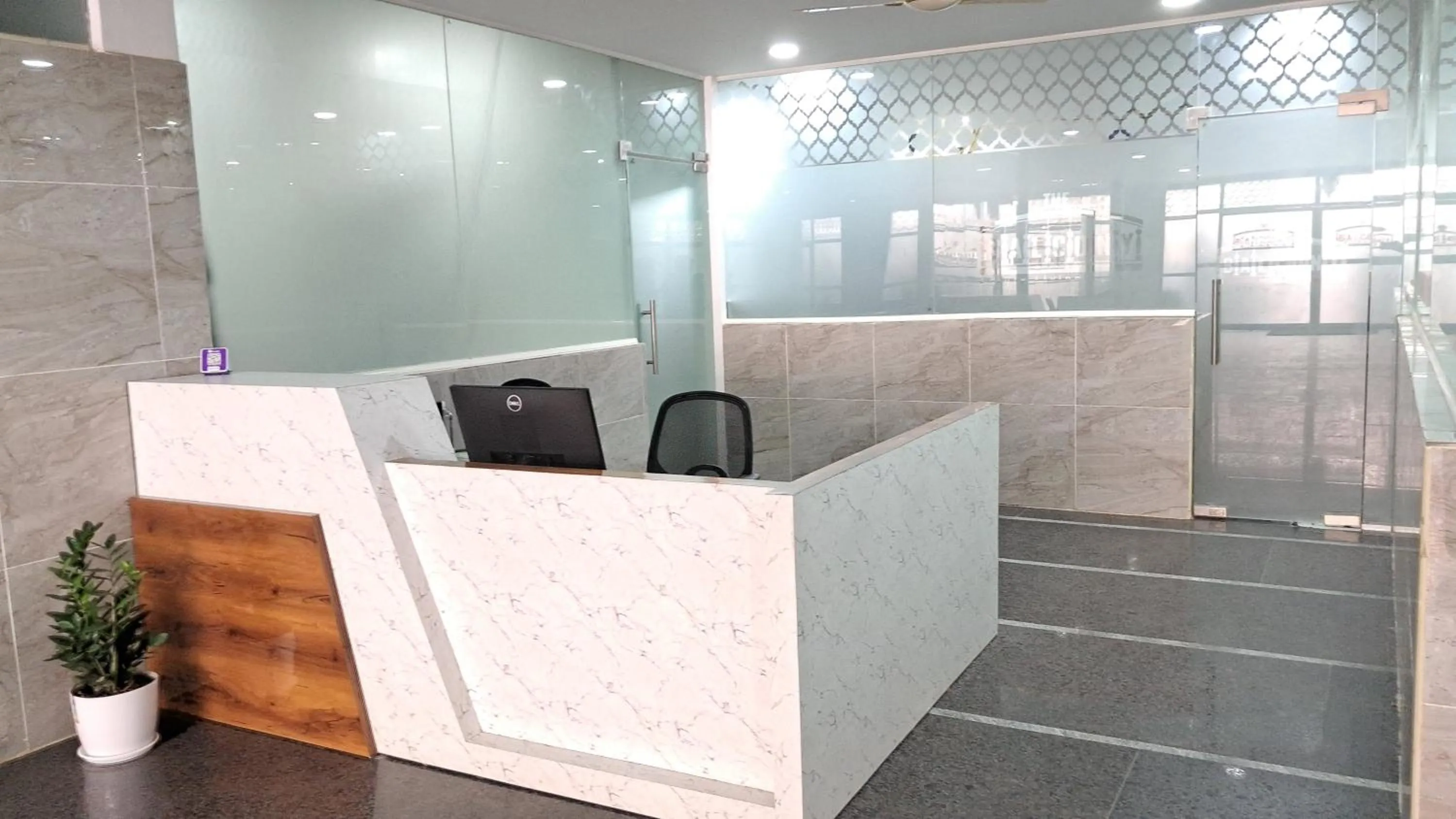 Lobby or reception in The Balcony Hotel