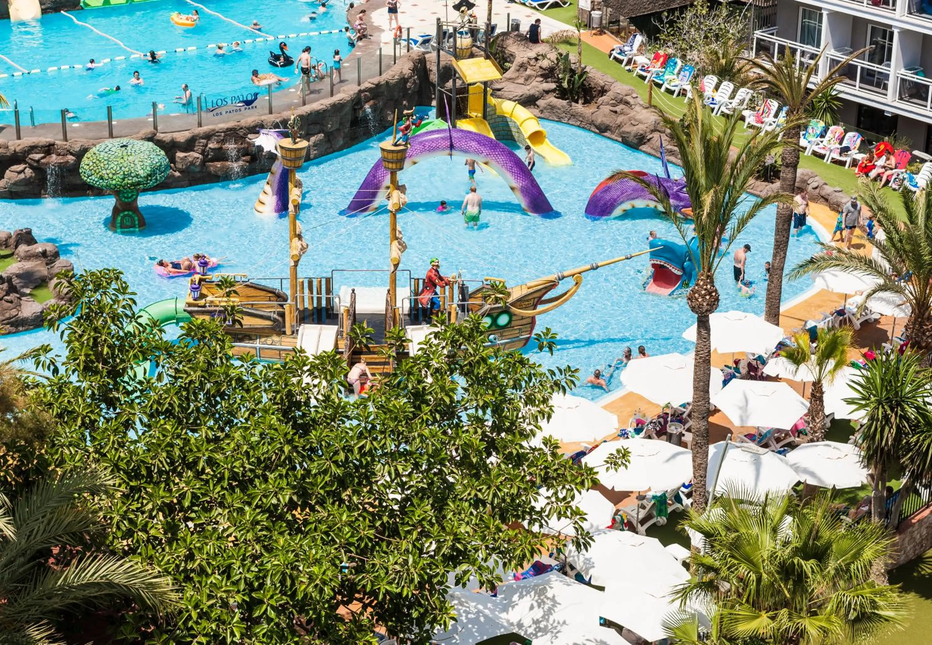 Aqua park in Globales Los Patos Park