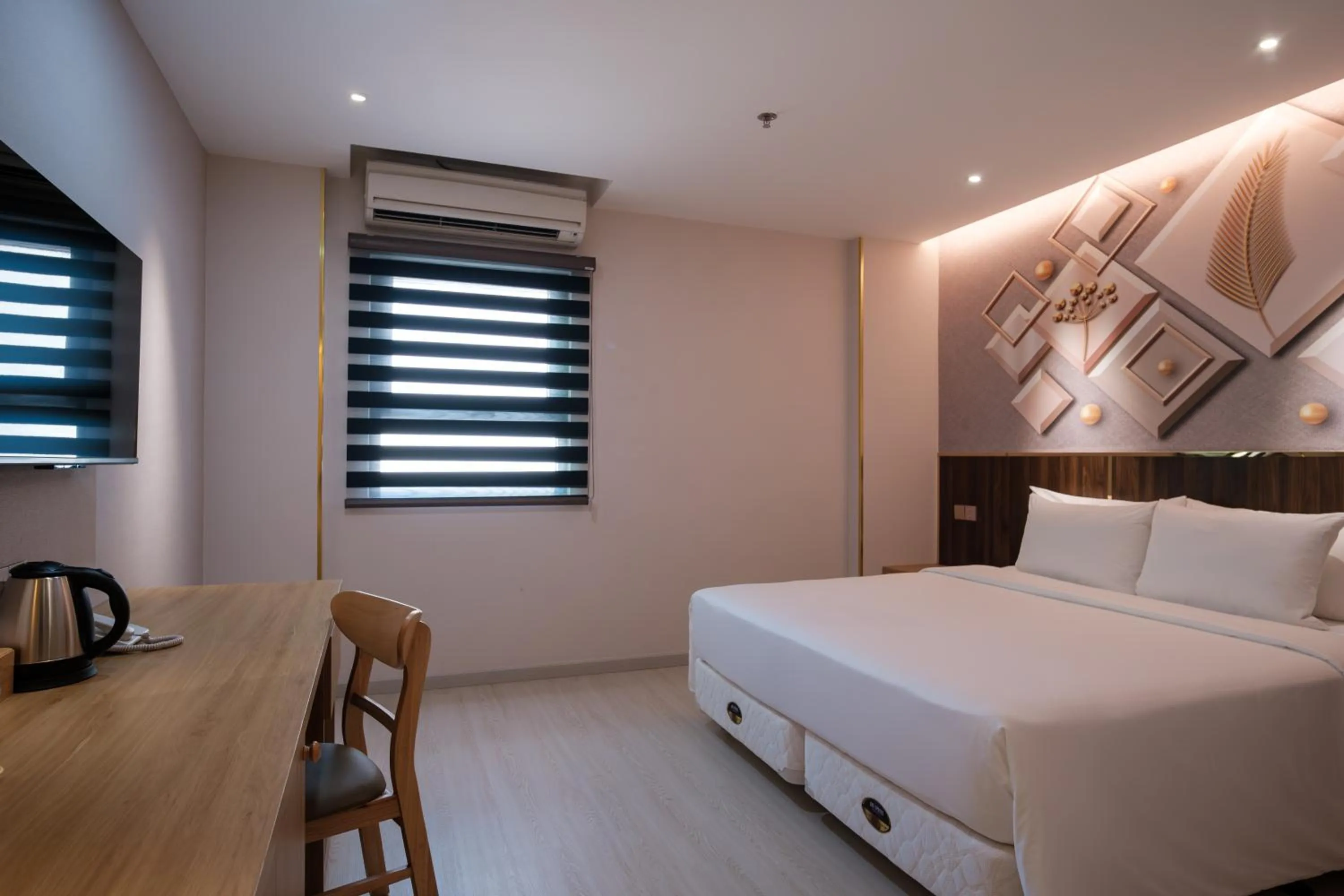 Bed in Dai Nam Boutique Hotel