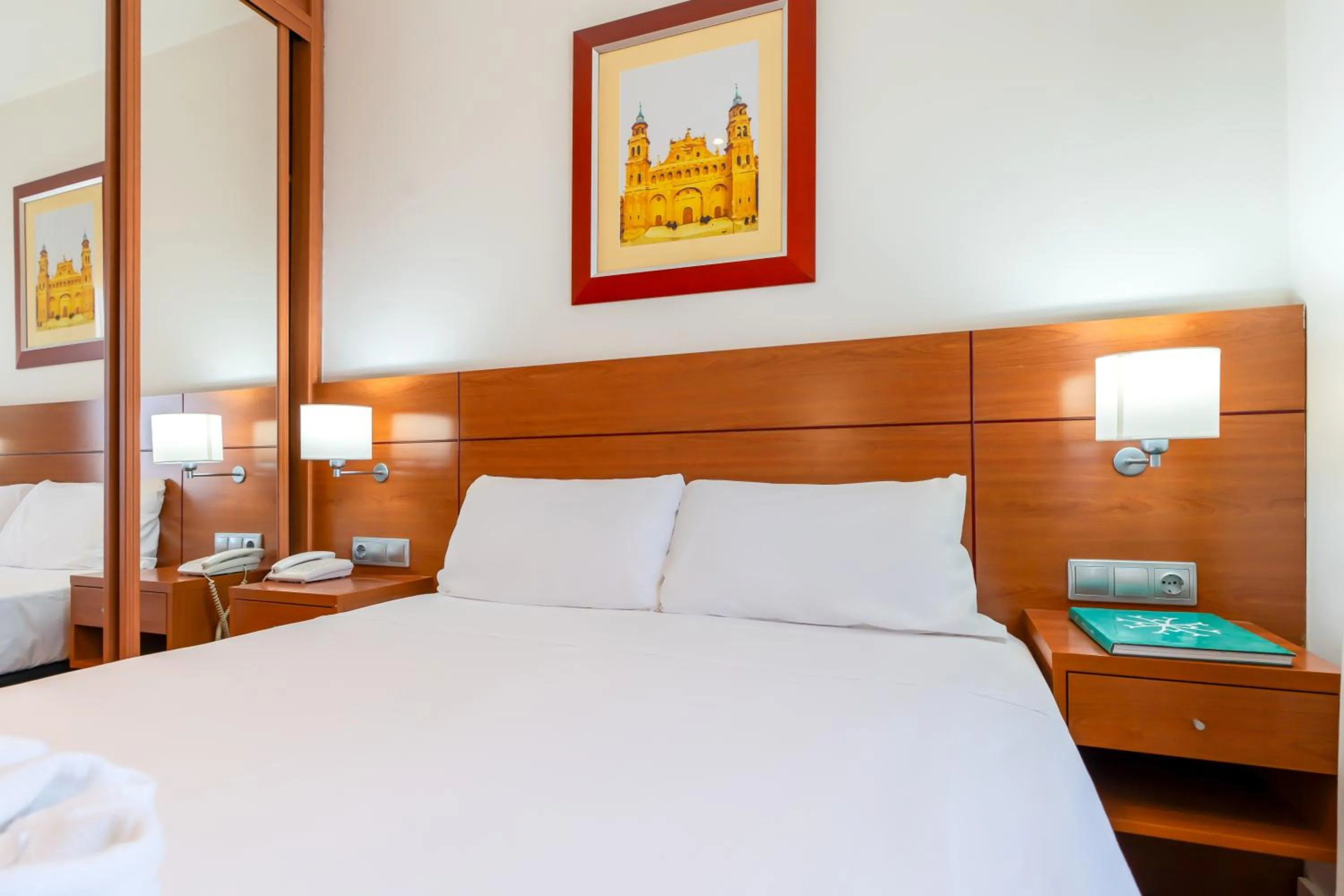 Bed in Hotel Palacios