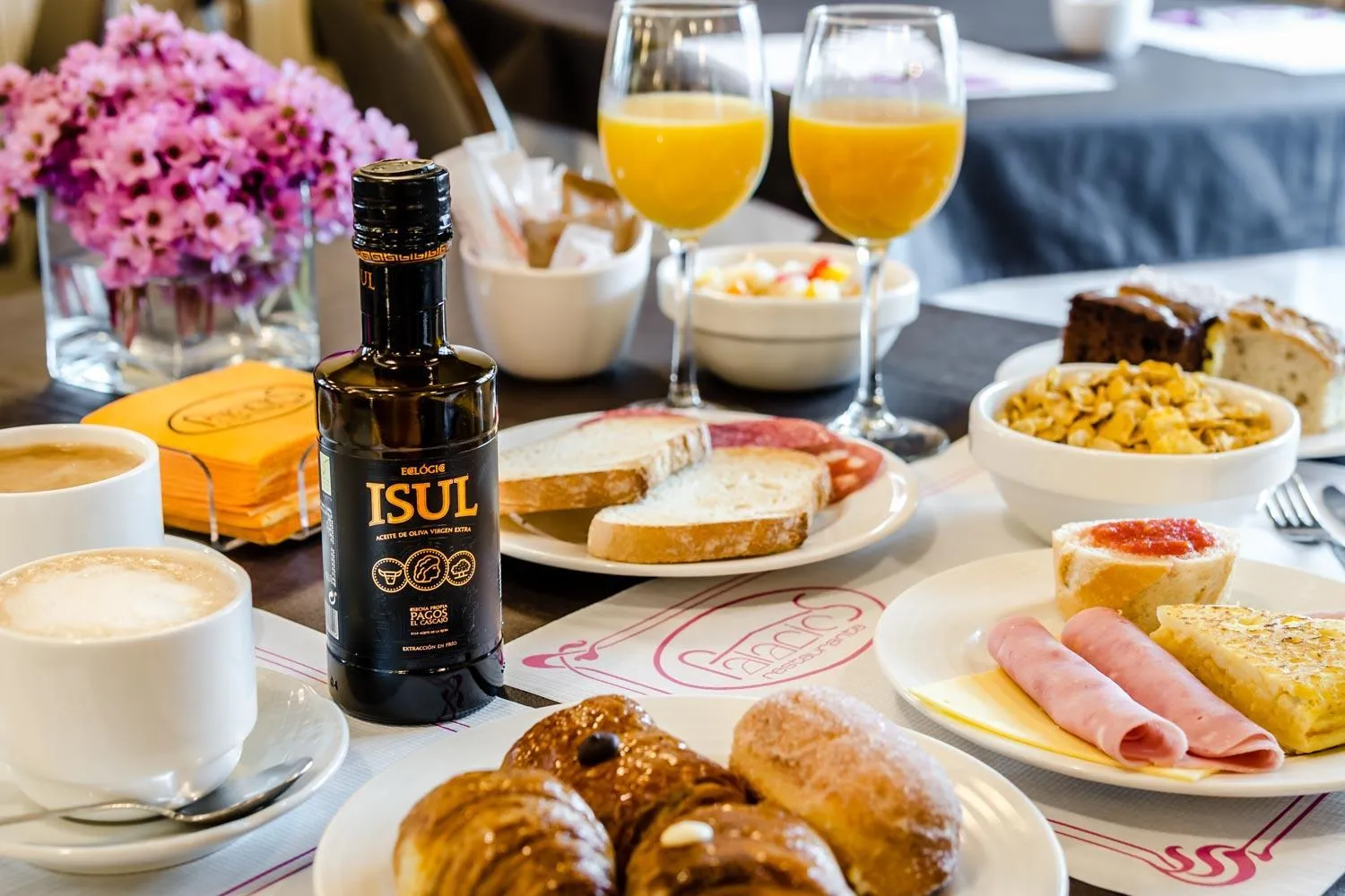 Breakfast in Hotel Palacios