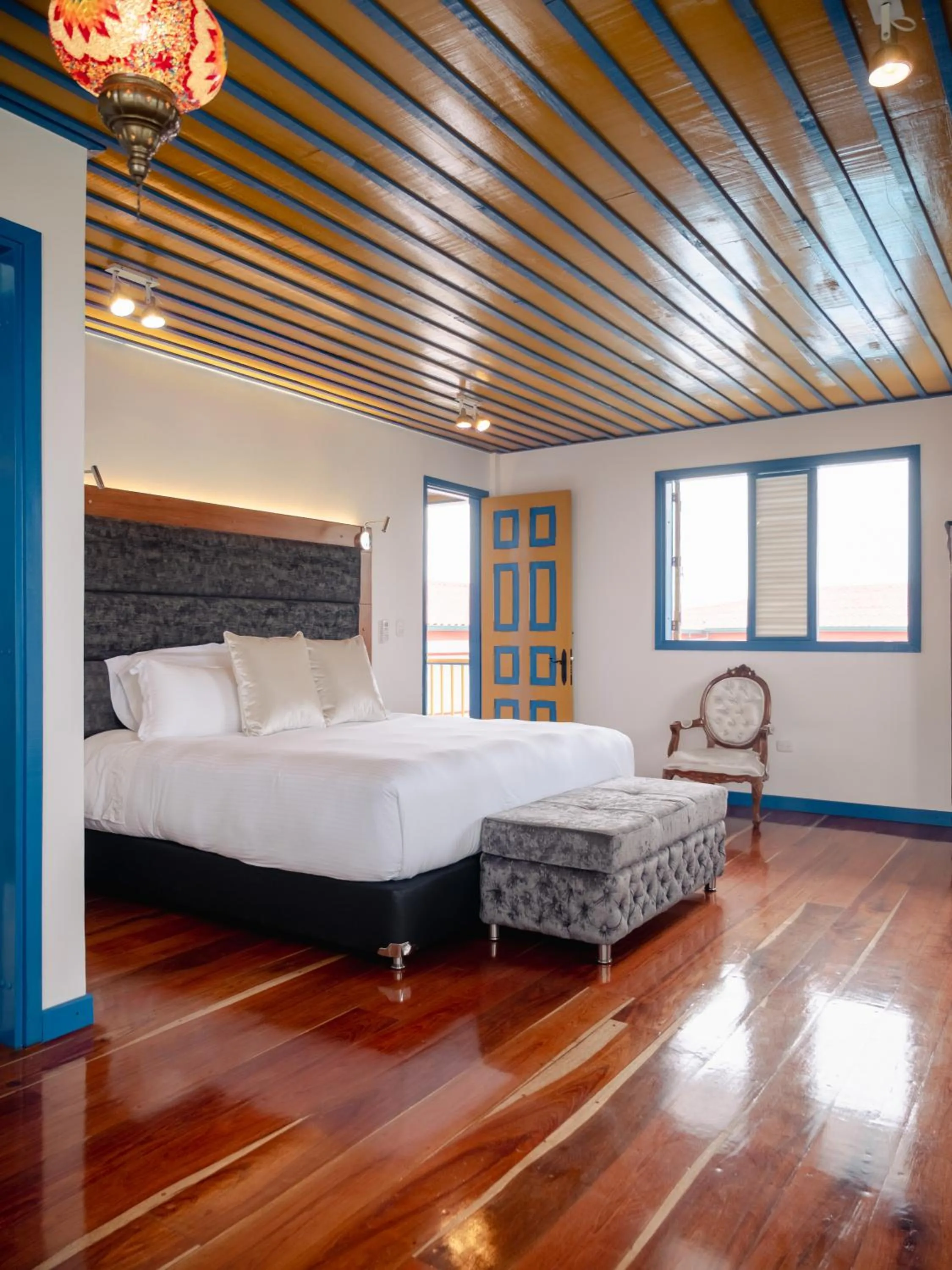 Photo of the whole room, Bed in Atardeceres del Cafe