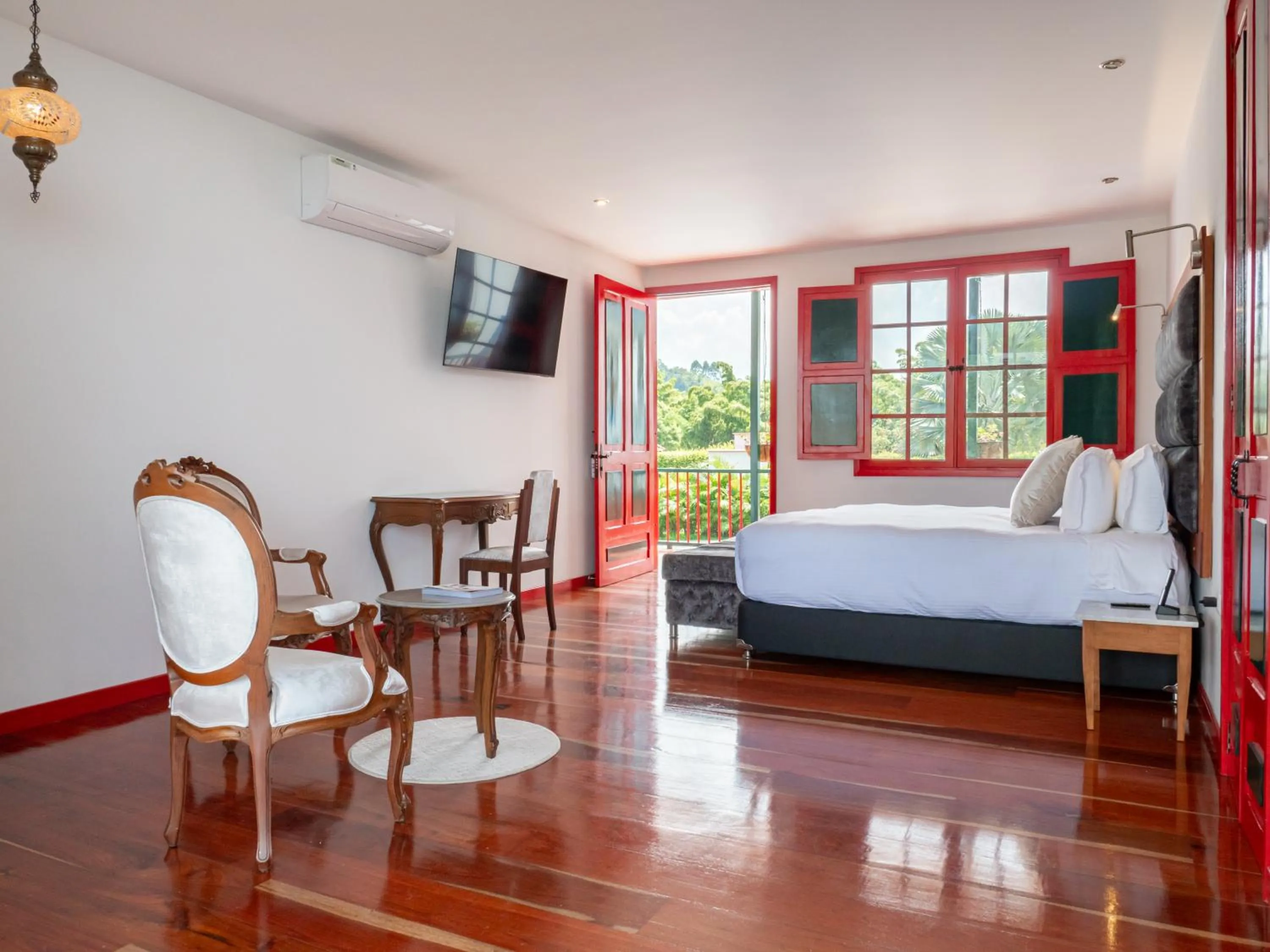 furniture, Bed in Atardeceres del Cafe