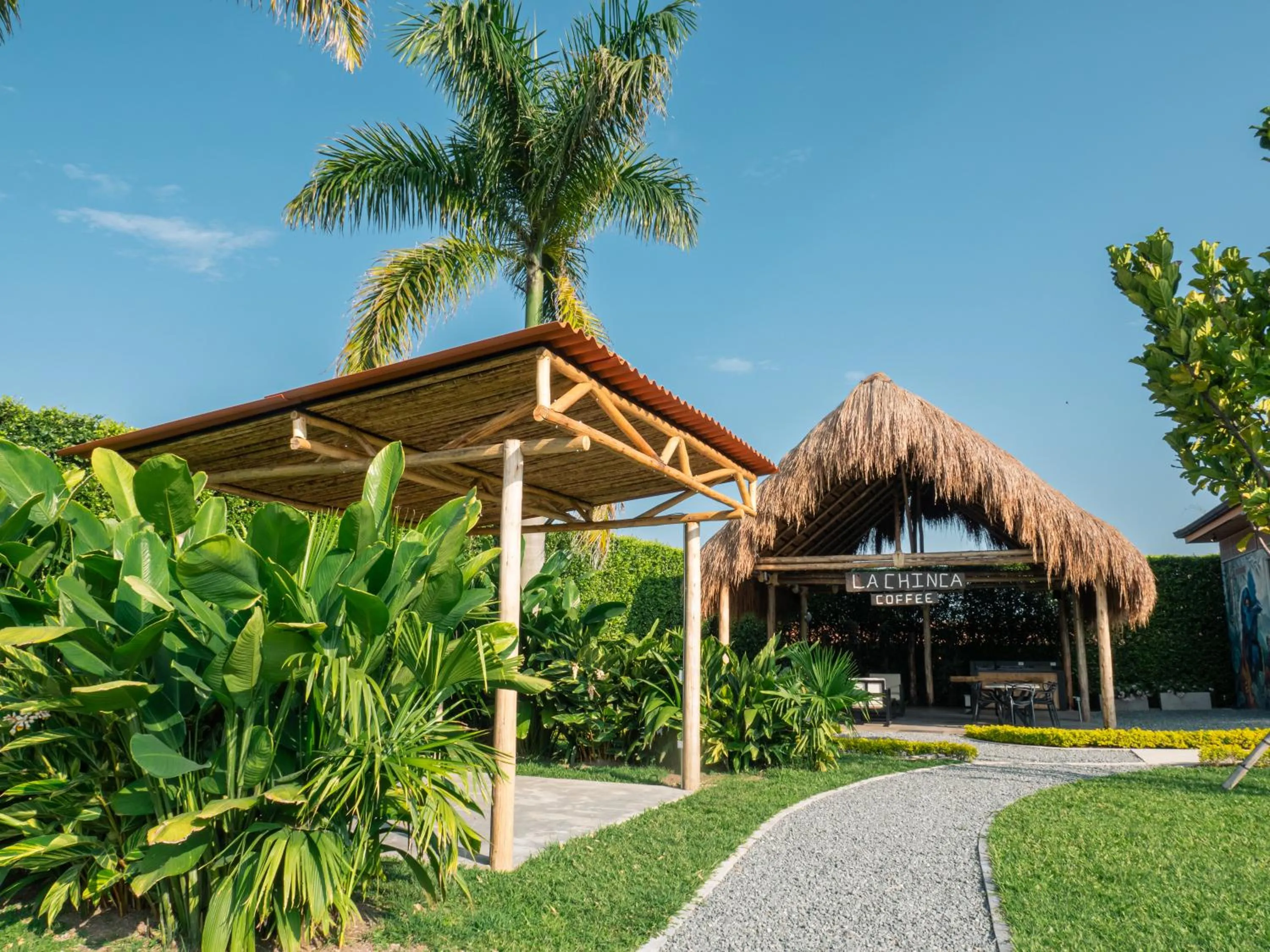 Property building in Atardeceres del Cafe