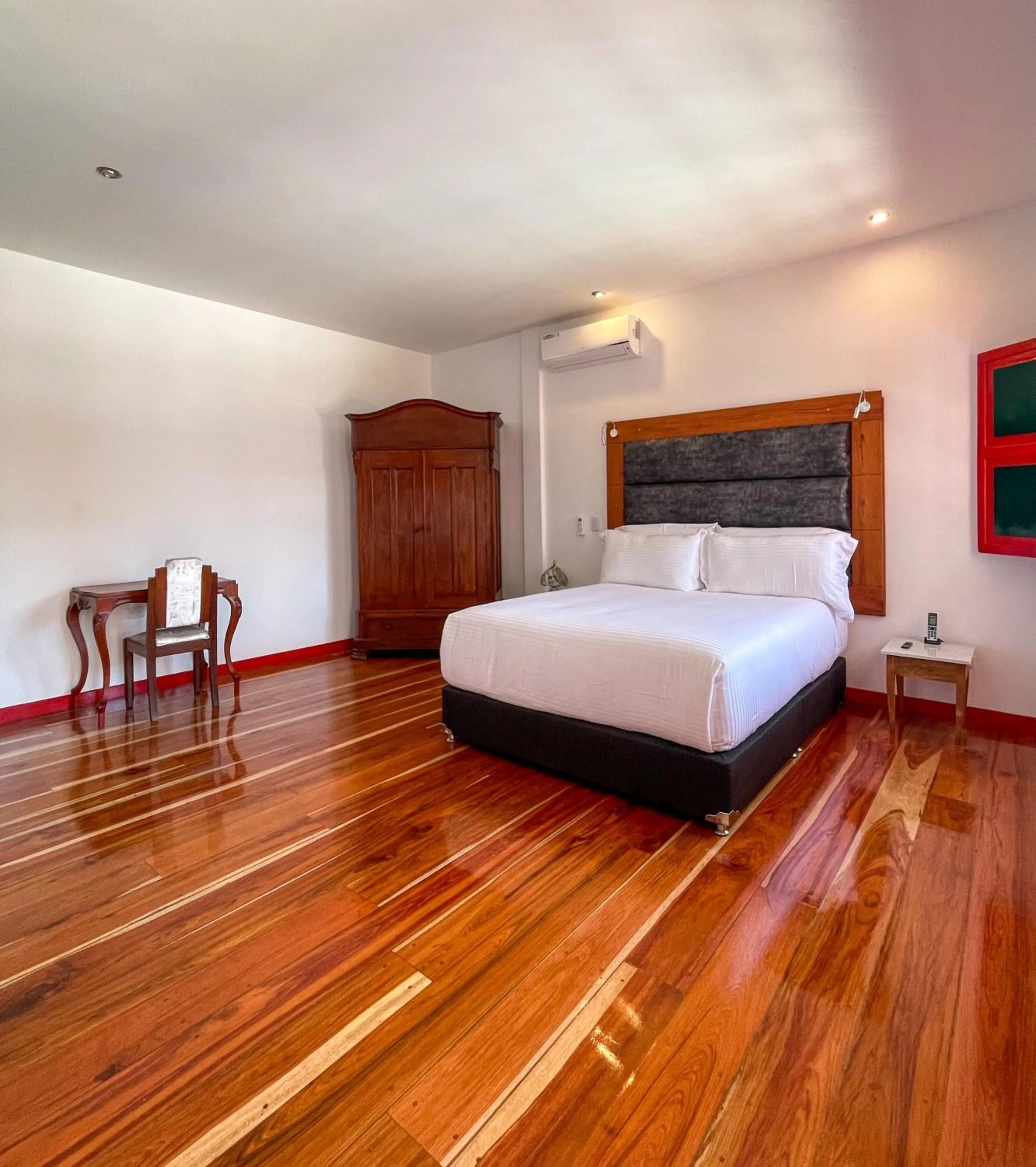 Photo of the whole room, Bed in Atardeceres del Cafe