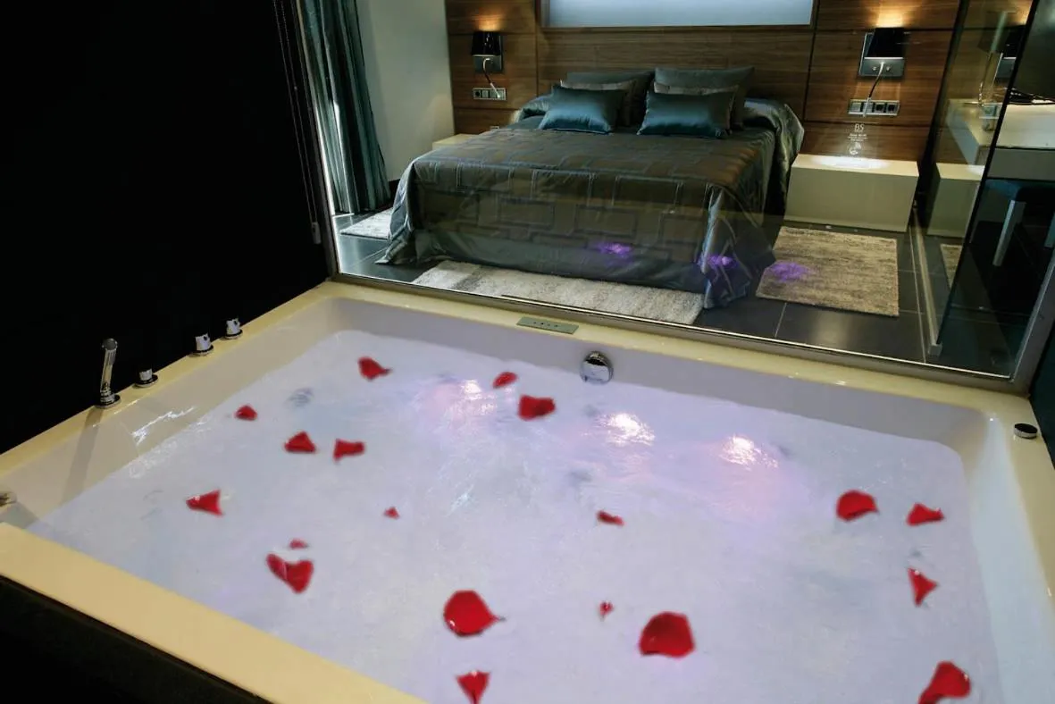 Other, Bed in BS Capitulaciones