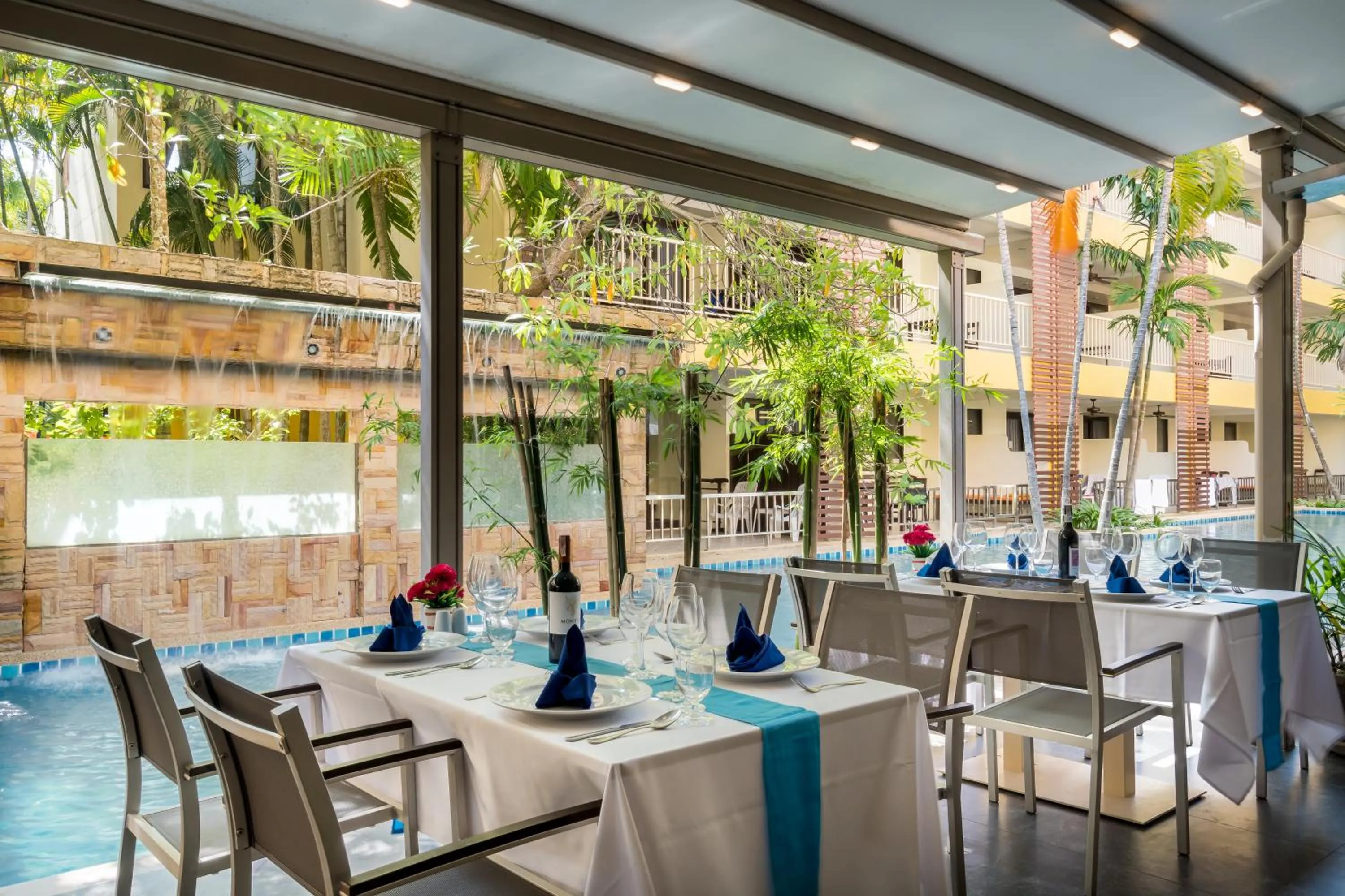 Restaurant/places to eat in Tuana Hotels Casa Del Sol