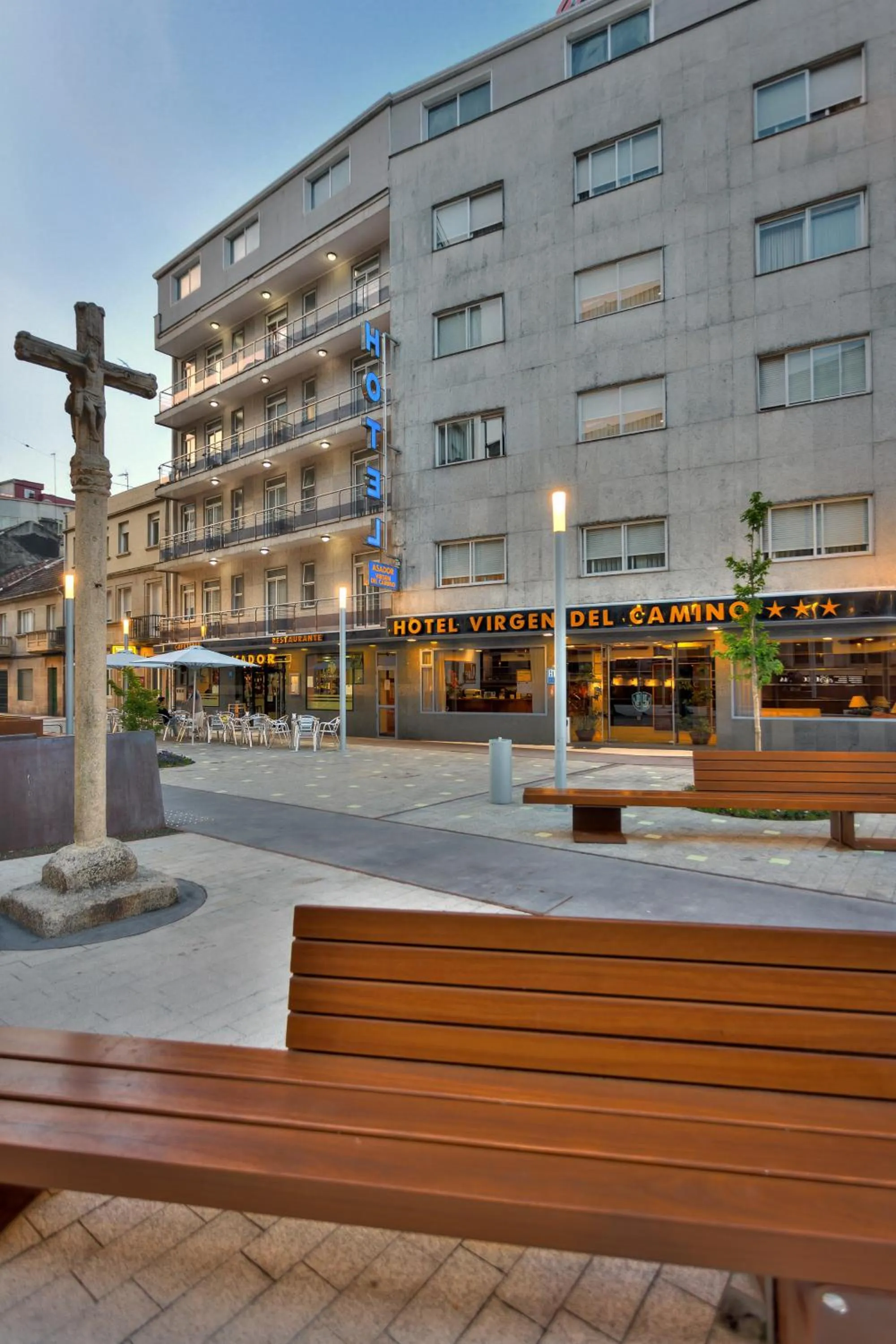 Property building in Hotel Virgen del Camino Pontevedra