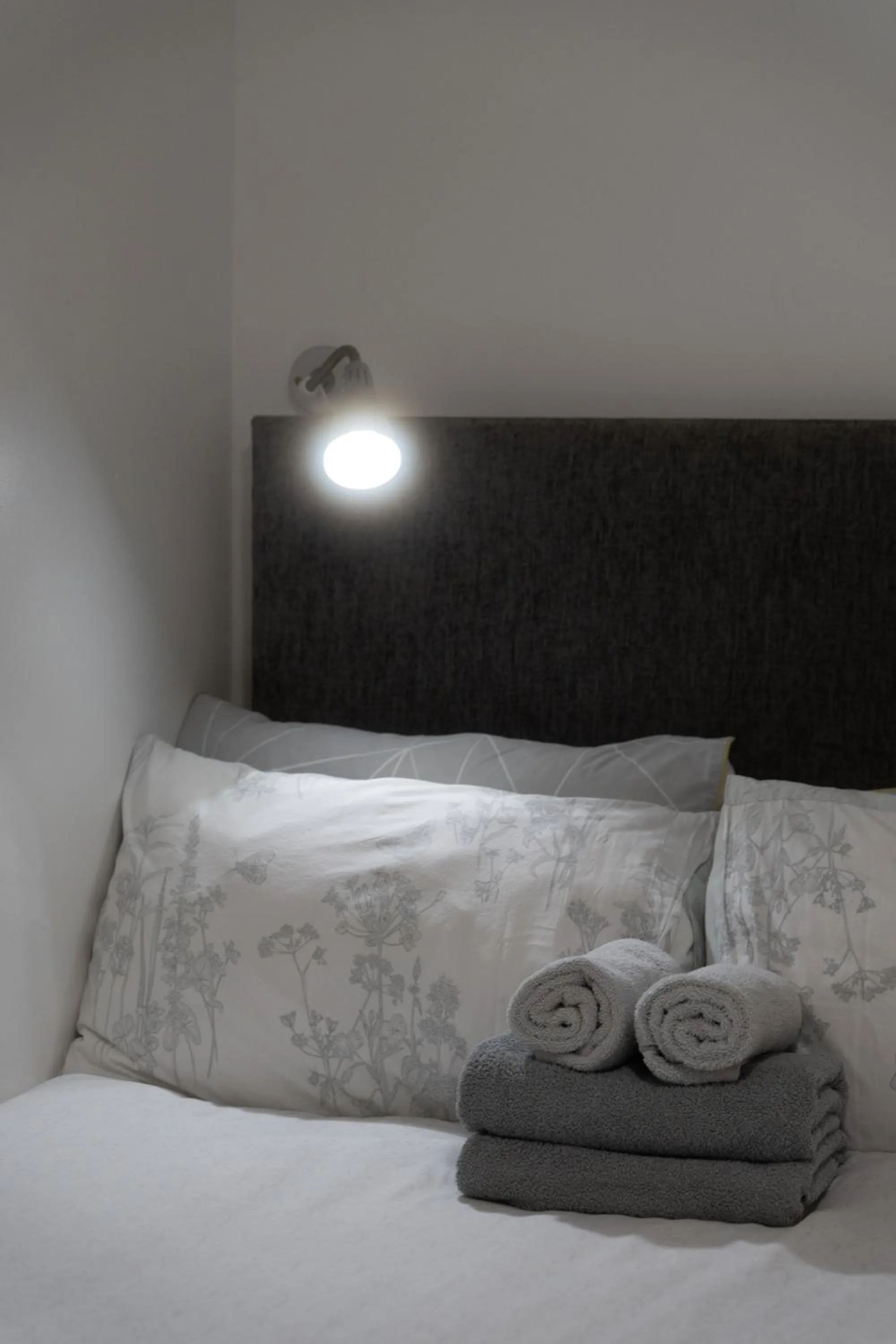 Bed in Abbey Point Hotel