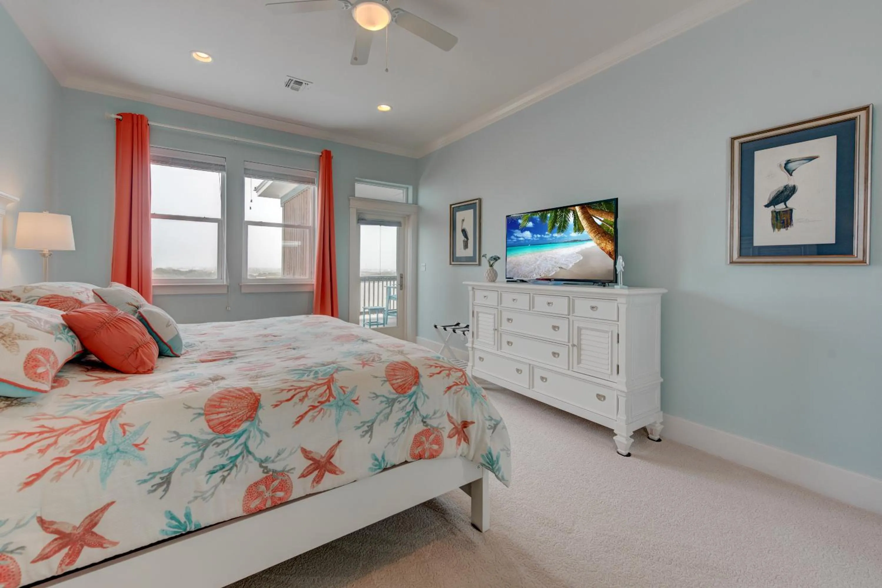 Property building, Bed in Whooping Crane Lane