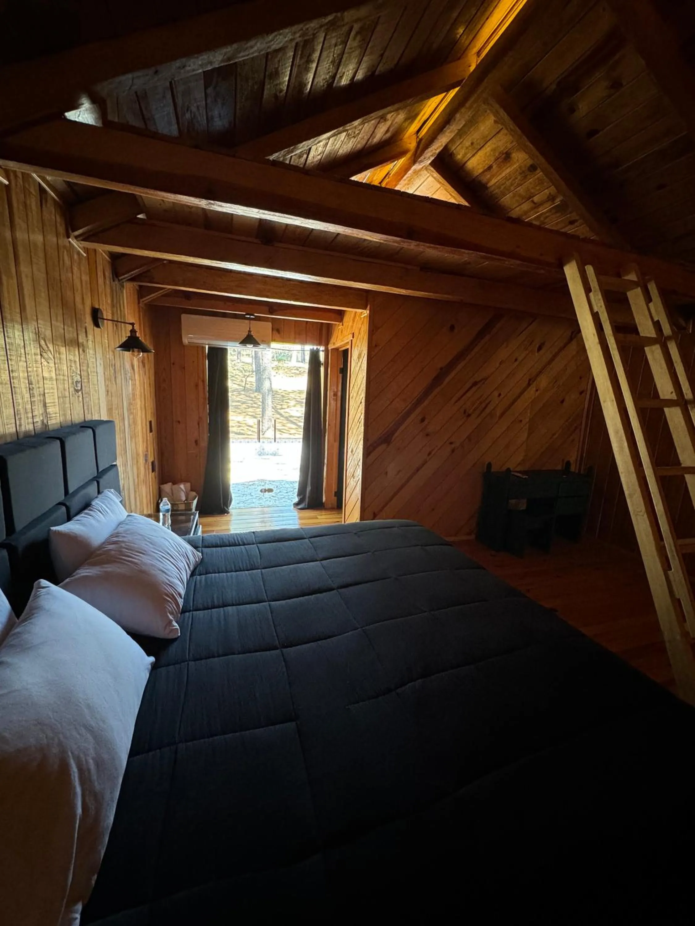 Bed in PINE TREE Mazamitla Hotel Boutique & Cabañas