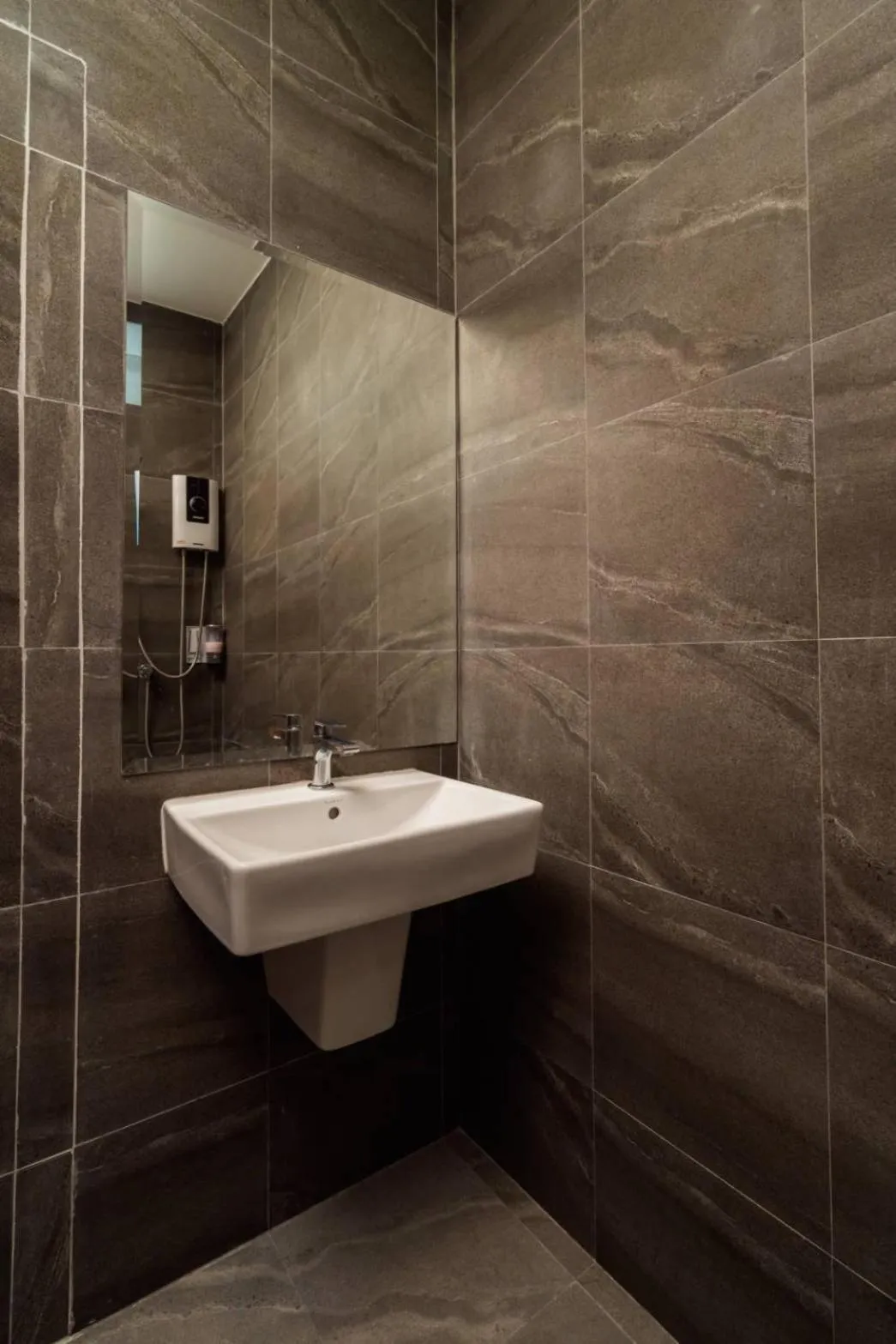 Bathroom in Terminal 58 Airport