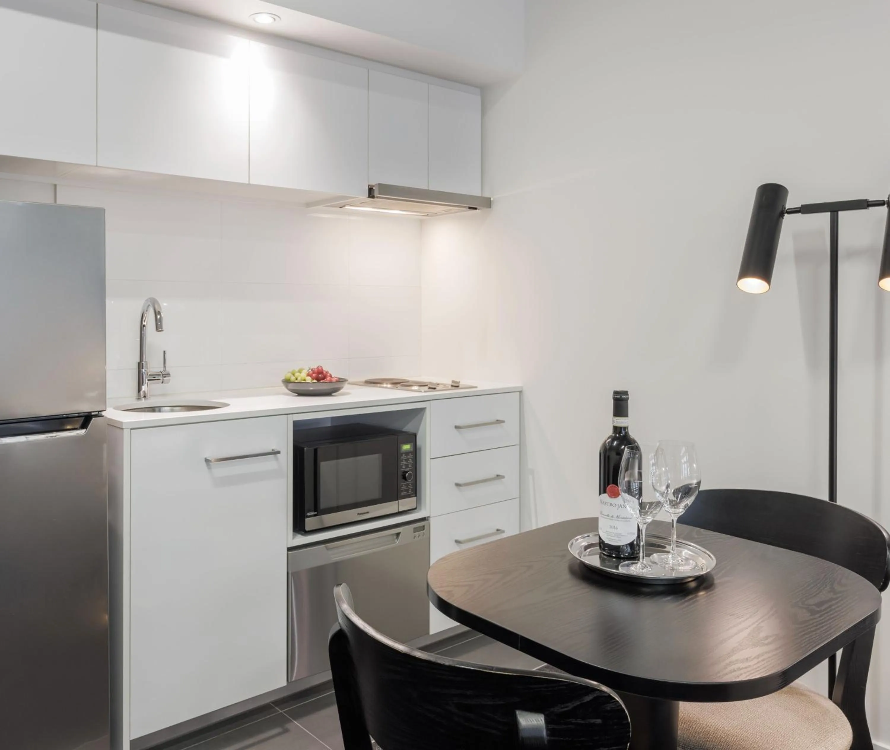 Kitchen or kitchenette in Oaks Melbourne St Kilda Road Hotel