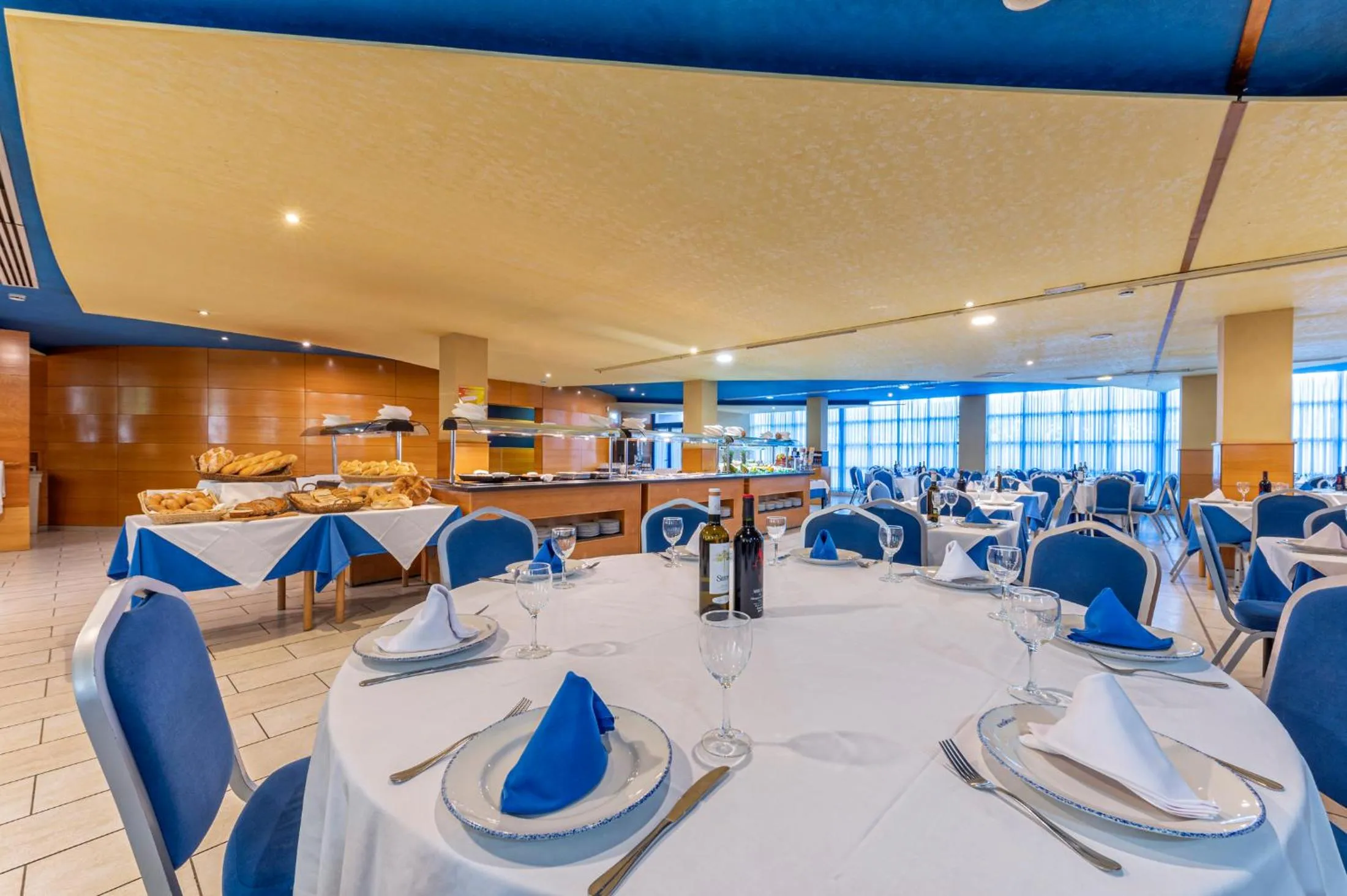 Banquet/Function facilities in Hotel Rober Palas