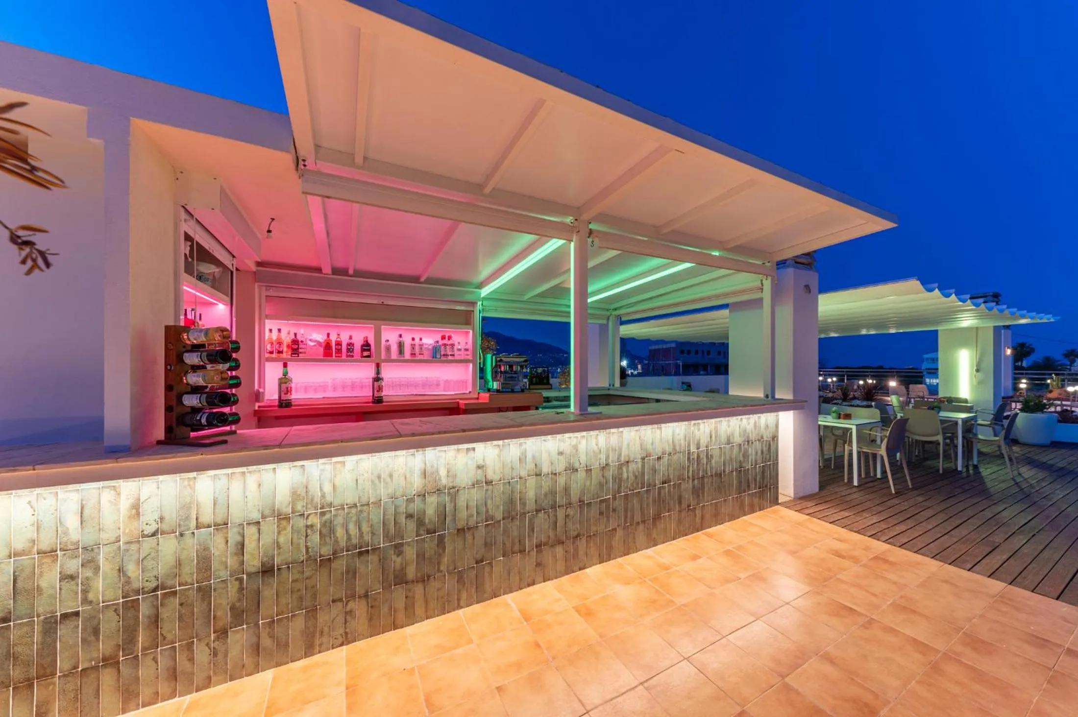 Night in Hotel Rober Palas