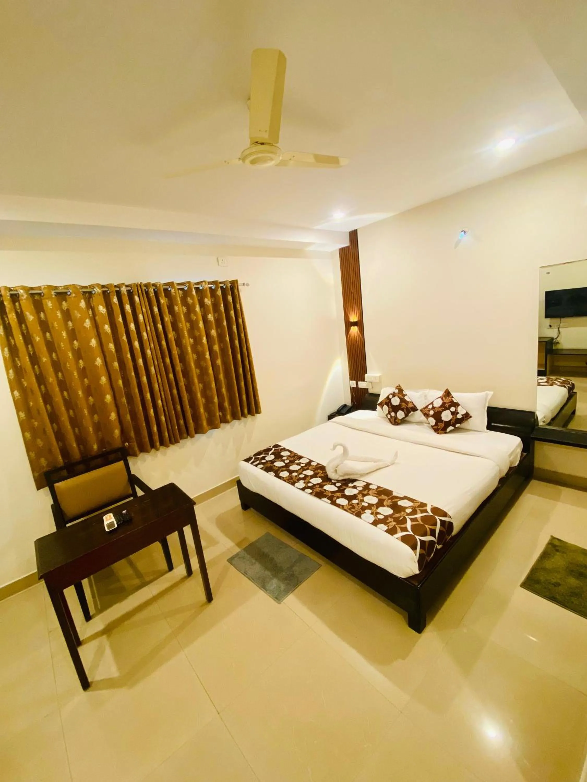 Bed in SHLOKA RESIDENCY