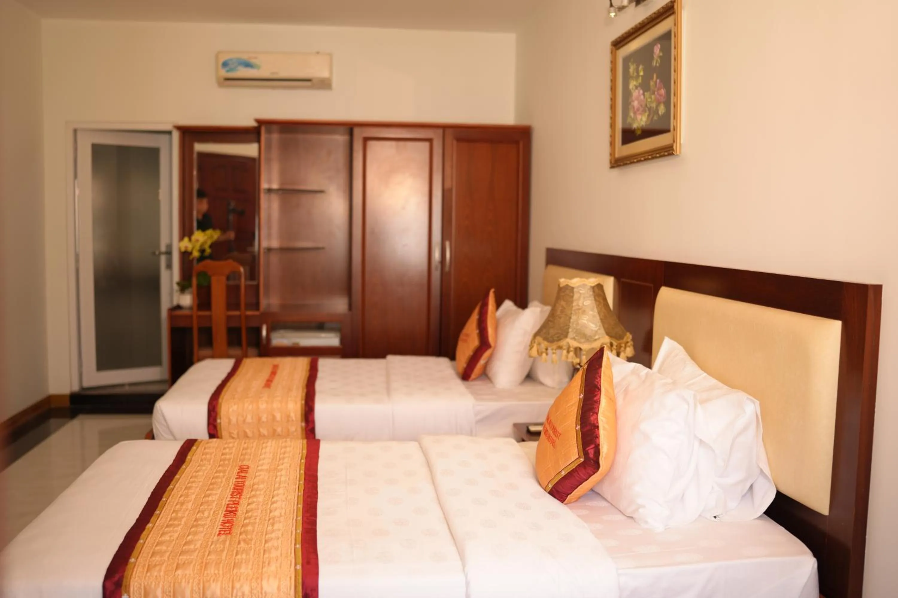 Bed in Pleiku Hotel by Gia Lai Tourist