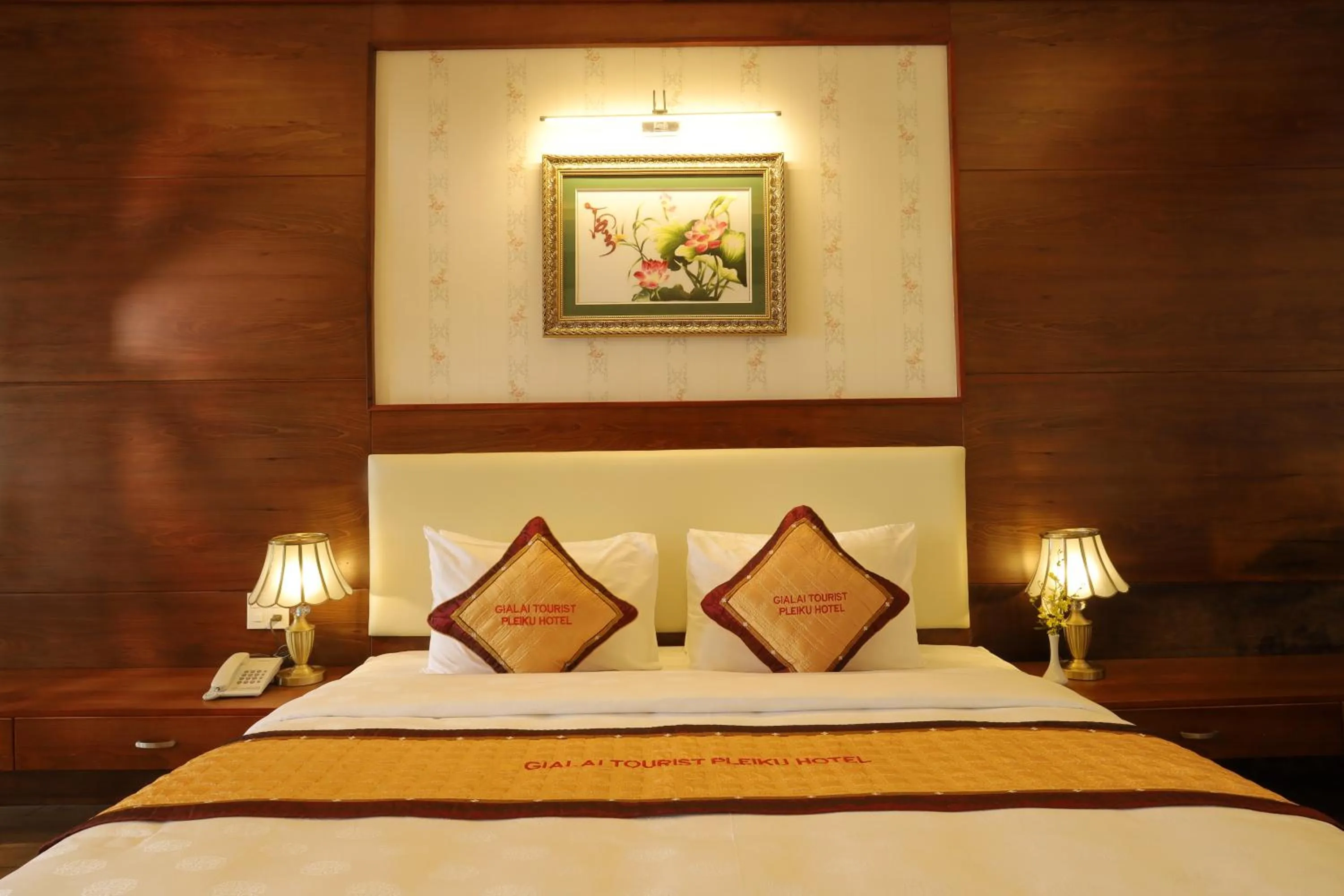 Bed in Pleiku Hotel by Gia Lai Tourist