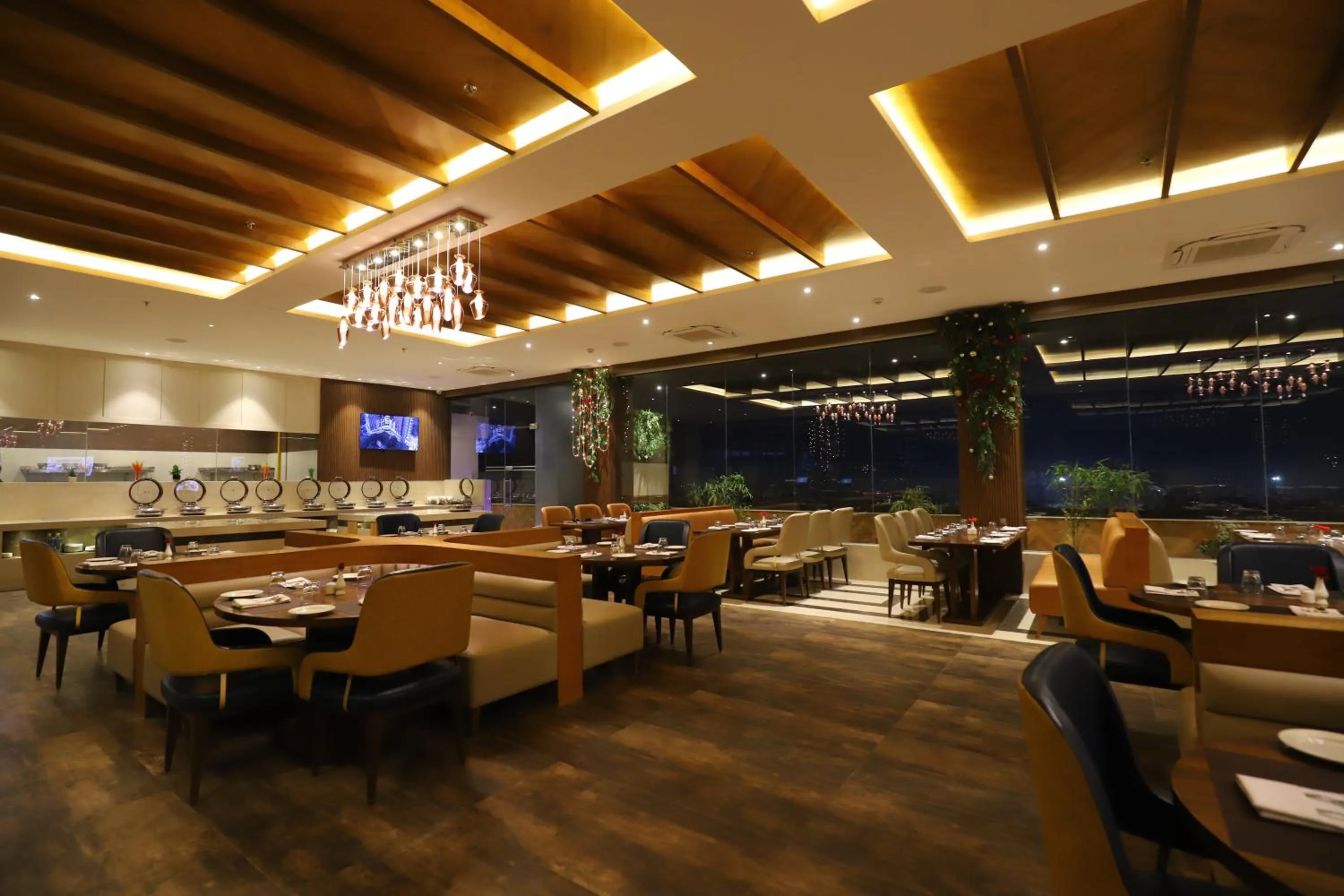 Nightclub / DJ in The Pristine Hotel