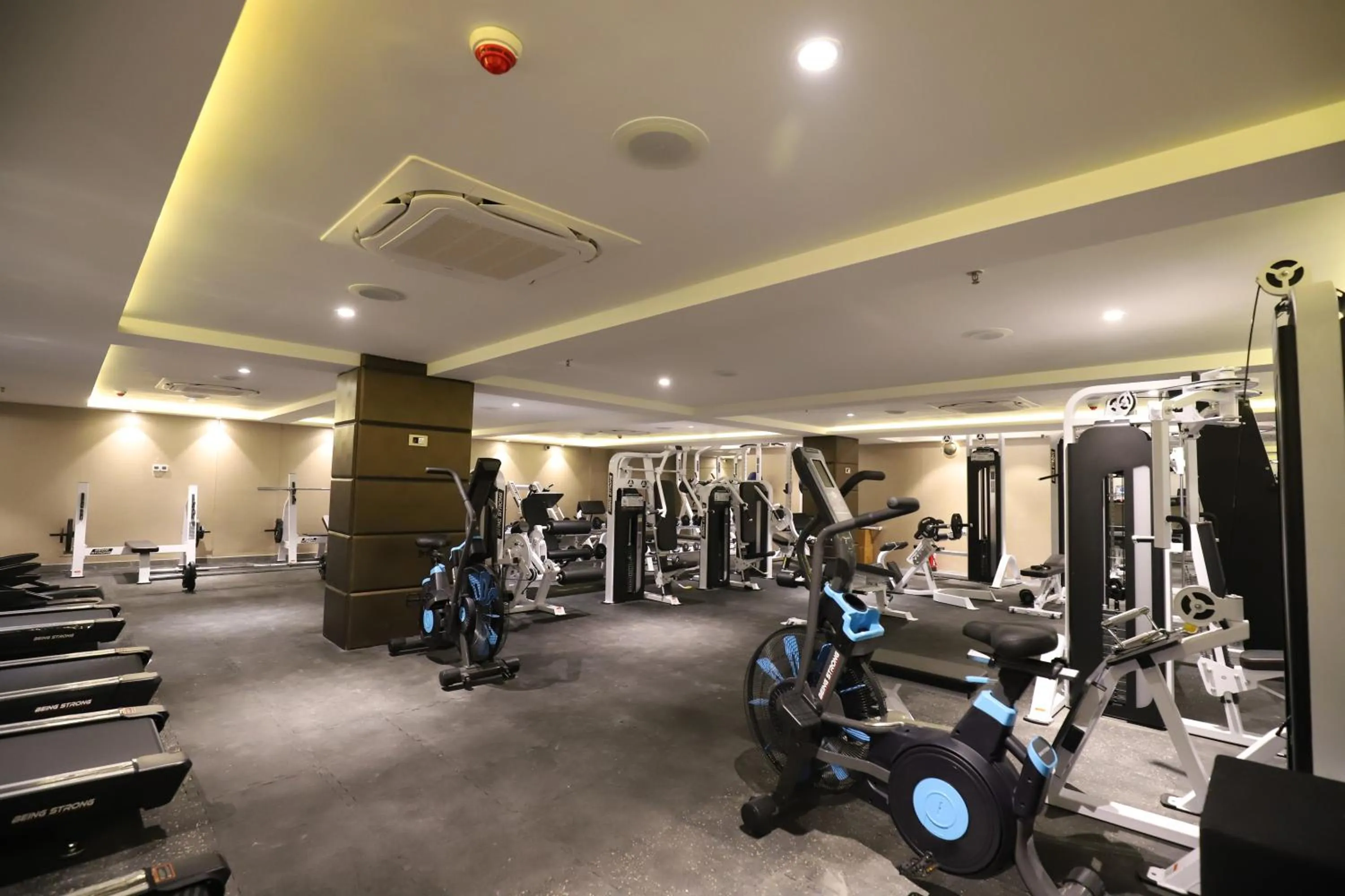Fitness centre/facilities in The Pristine Hotel