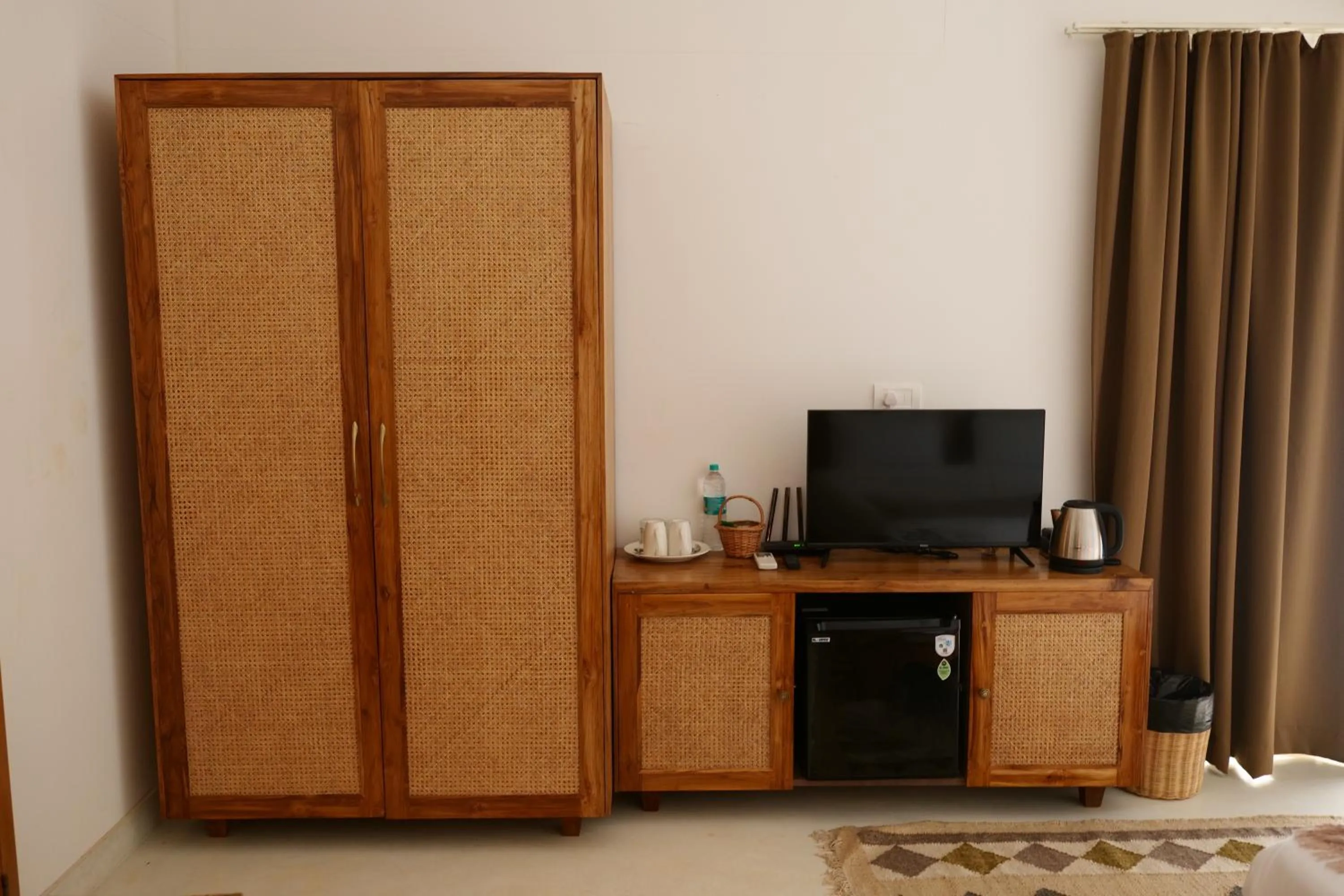 TV and multimedia in Thalassa Beach Boutique Resort