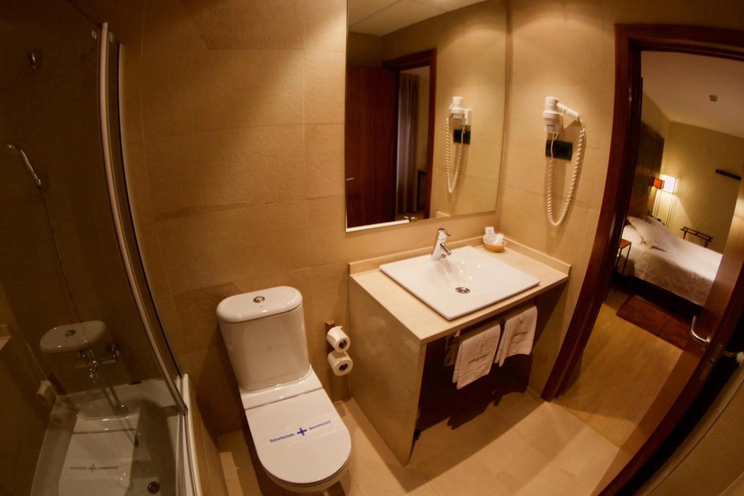 Bathroom in Hotel Santa Cristina Petit Spa