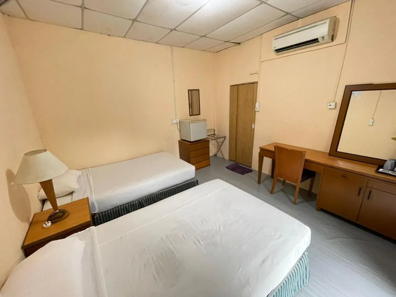 Bed in DGeting Beach Resort