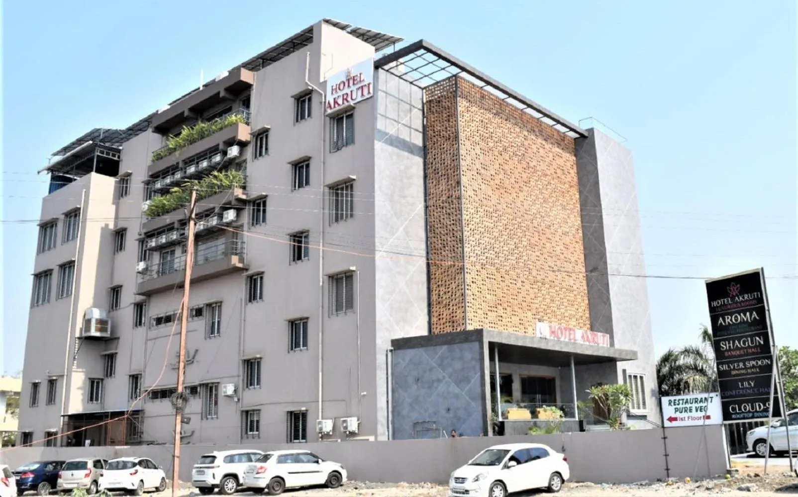 Property building in Hotel Akruti, Nanded