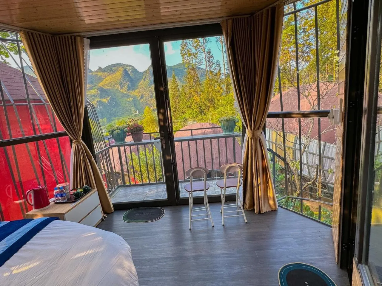 View (from property/room), Bed in Plum Homestay Đồng Văn