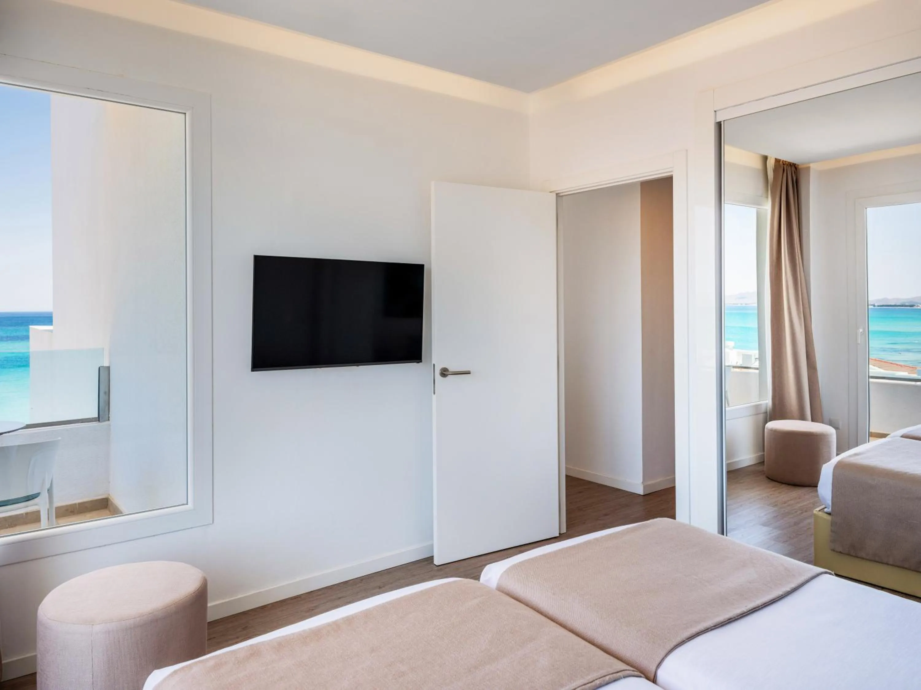 Bedroom, Bed in The Sea Hotel by Grupotel - Adults Only