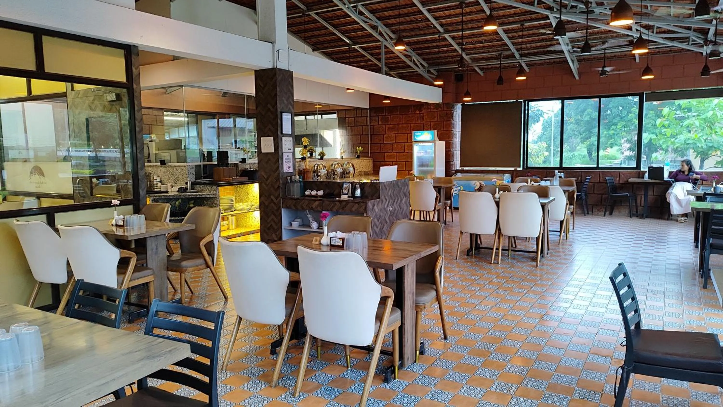 Breakfast in HillRock Resort & Villas, Neral-Karjat