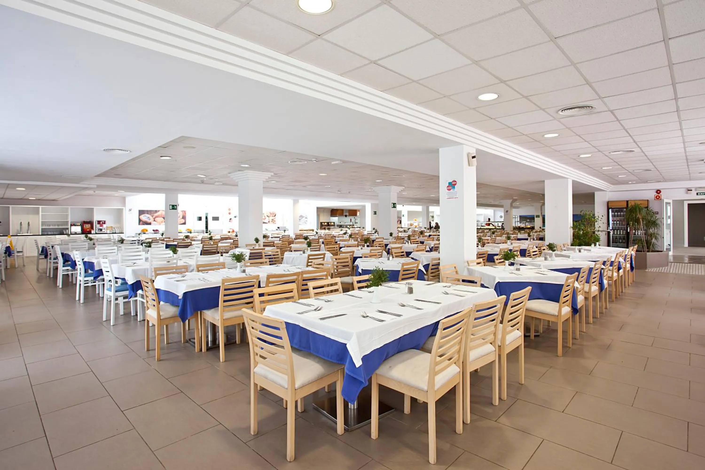 Restaurant/places to eat in HYB Eurocalas