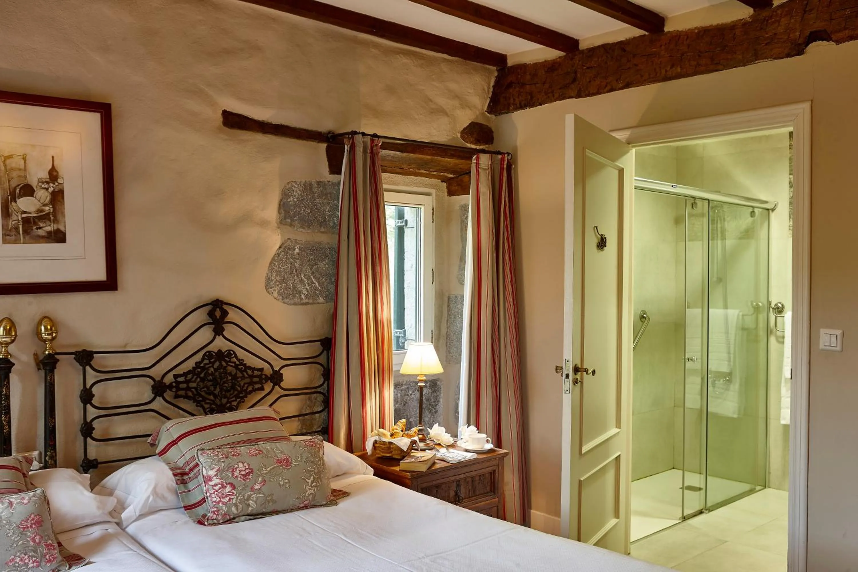 Bed in Hotel Zubieta